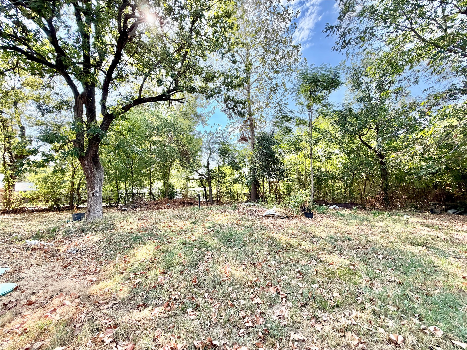 409 W Allen Road Property Photo 32