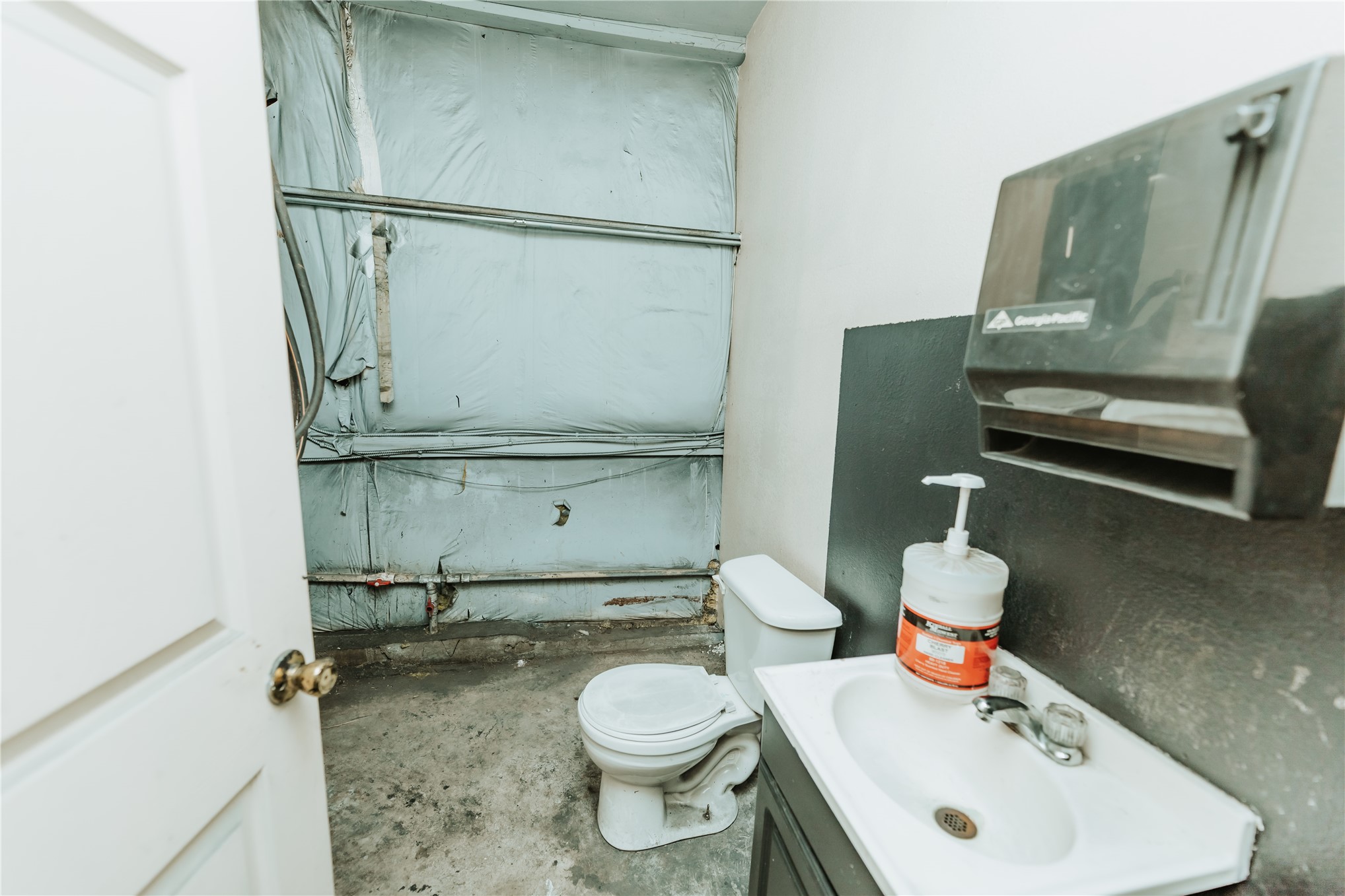 10205 E 019 Property Photo 10