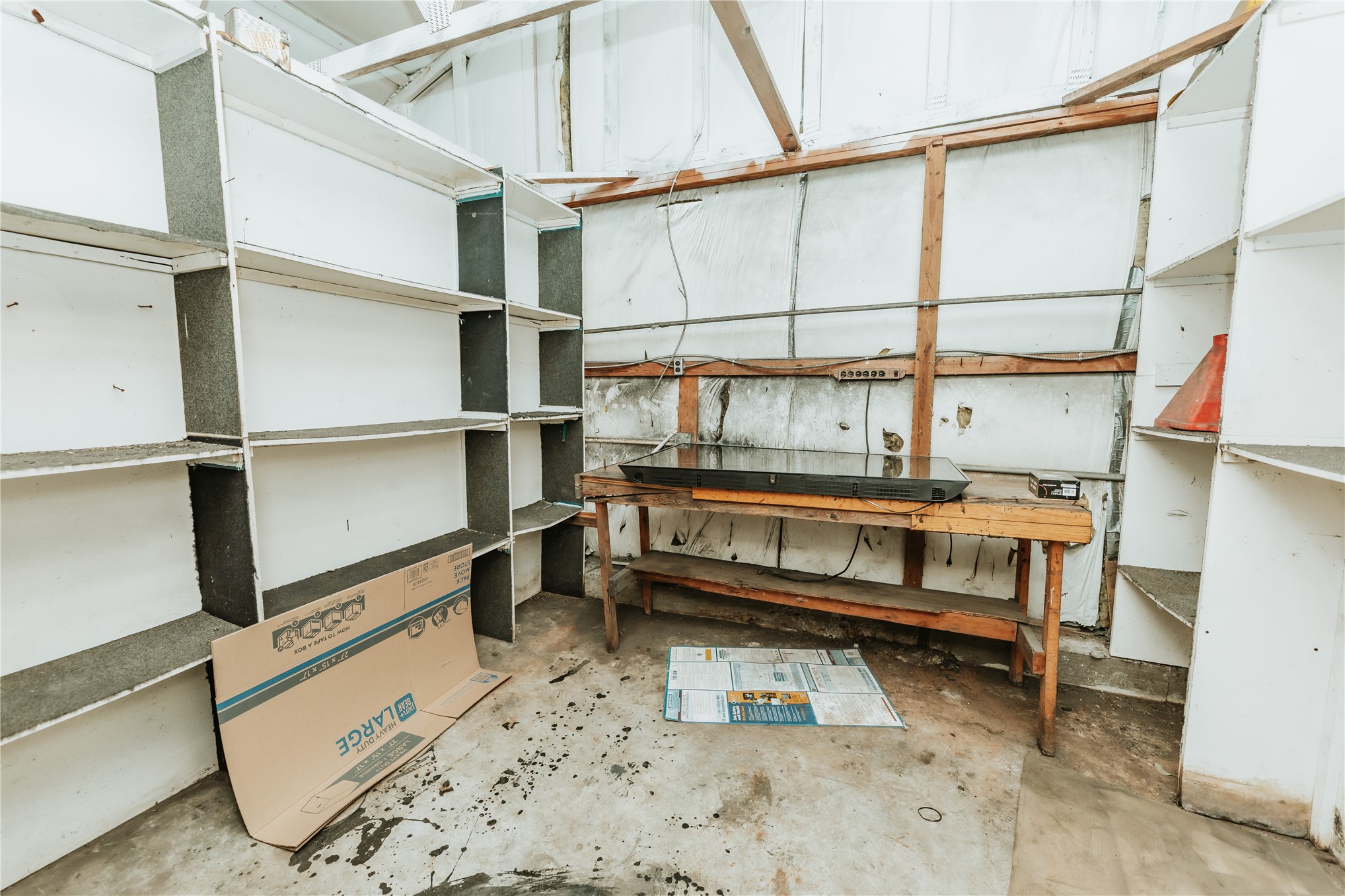 10205 E 019 Property Photo 12