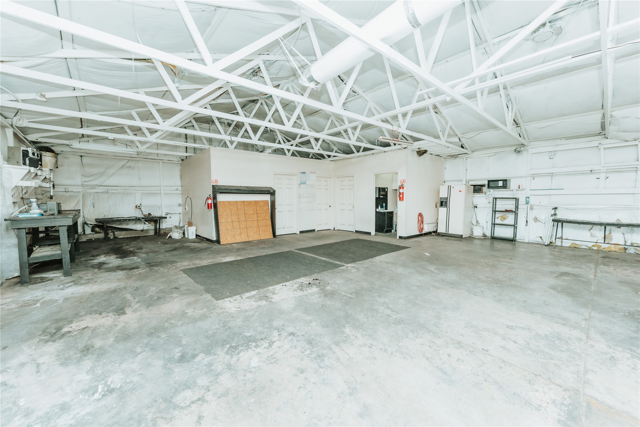 10205 E 019 Property Photo 13