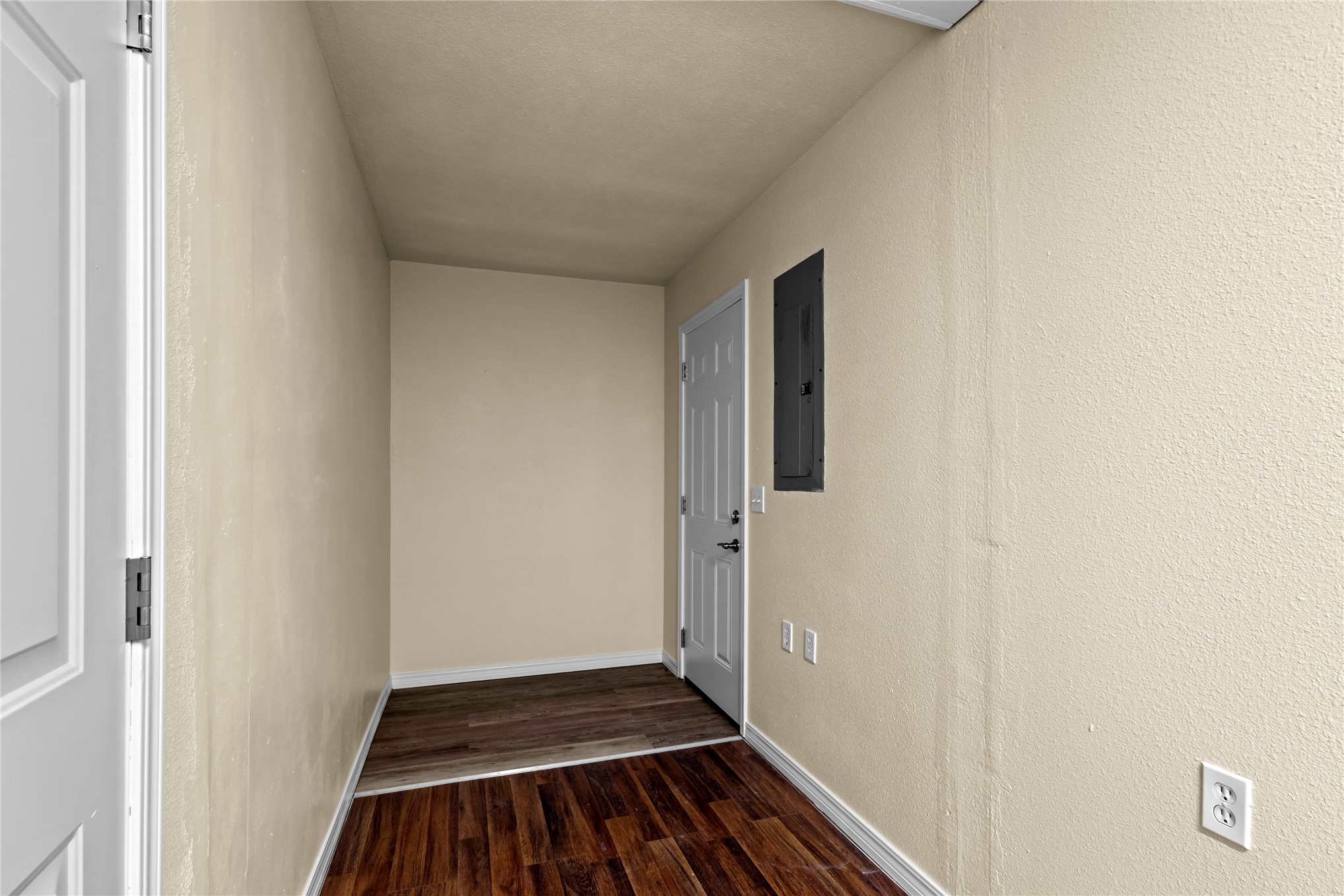 108285 Gar Place Property Photo 28