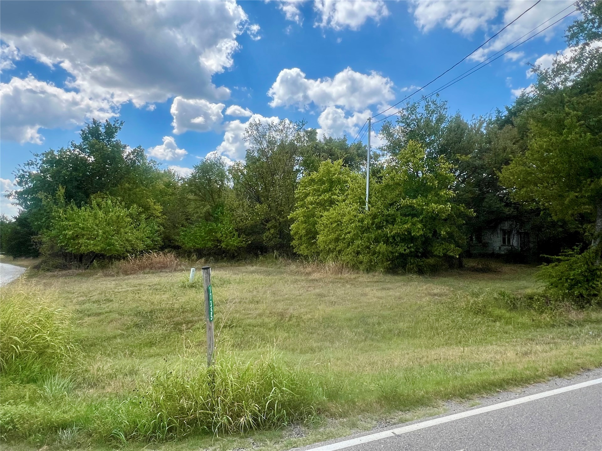 17329 County Road 1480 Property Photo 7
