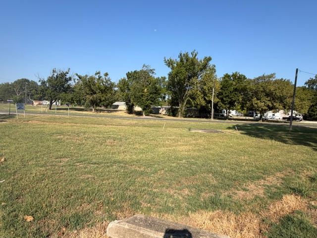 204 Plum Property Photo 11