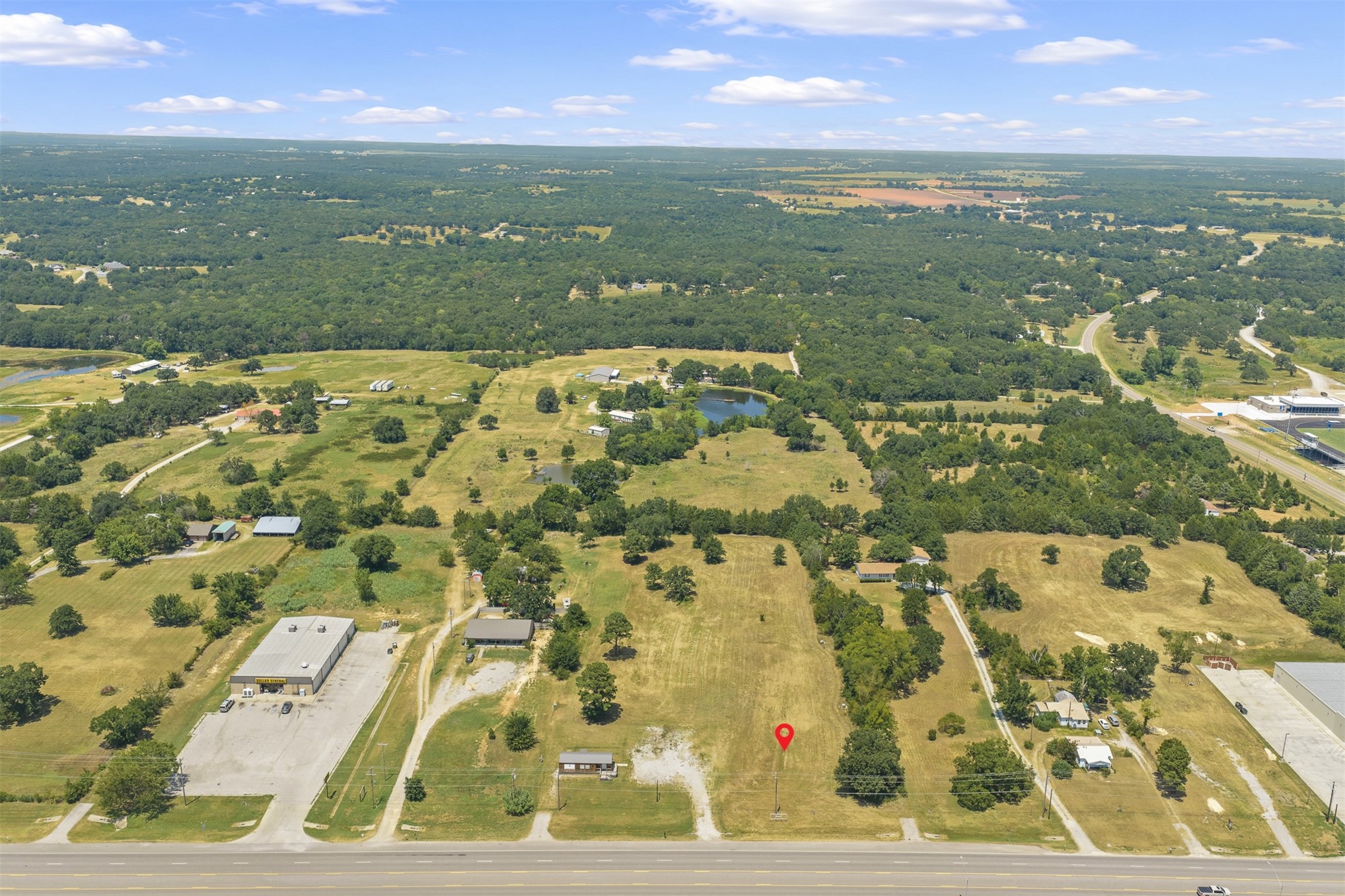 4986 State Highway 199 Property Photo 2