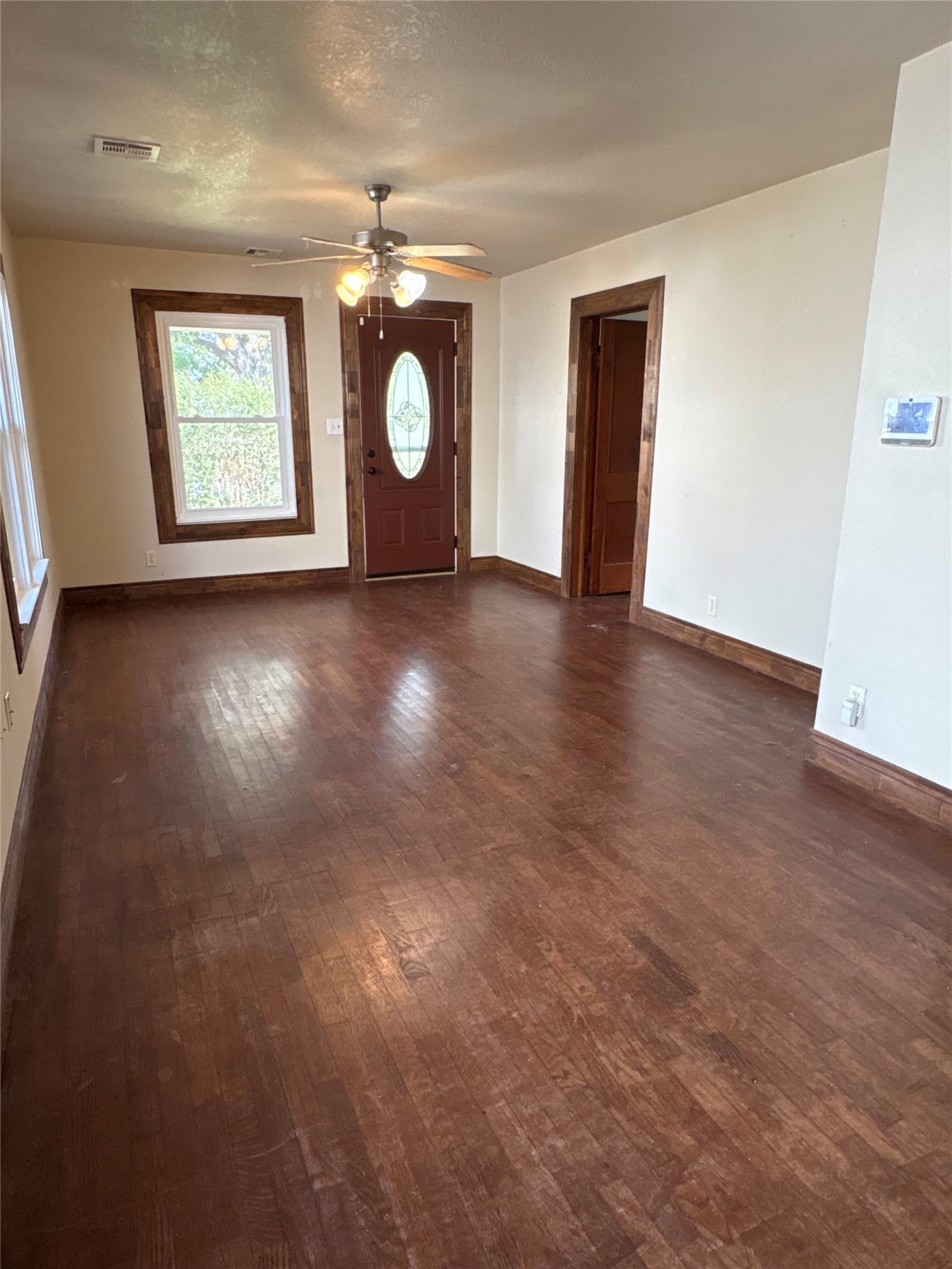 111 S Virginia Avenue Property Photo 5