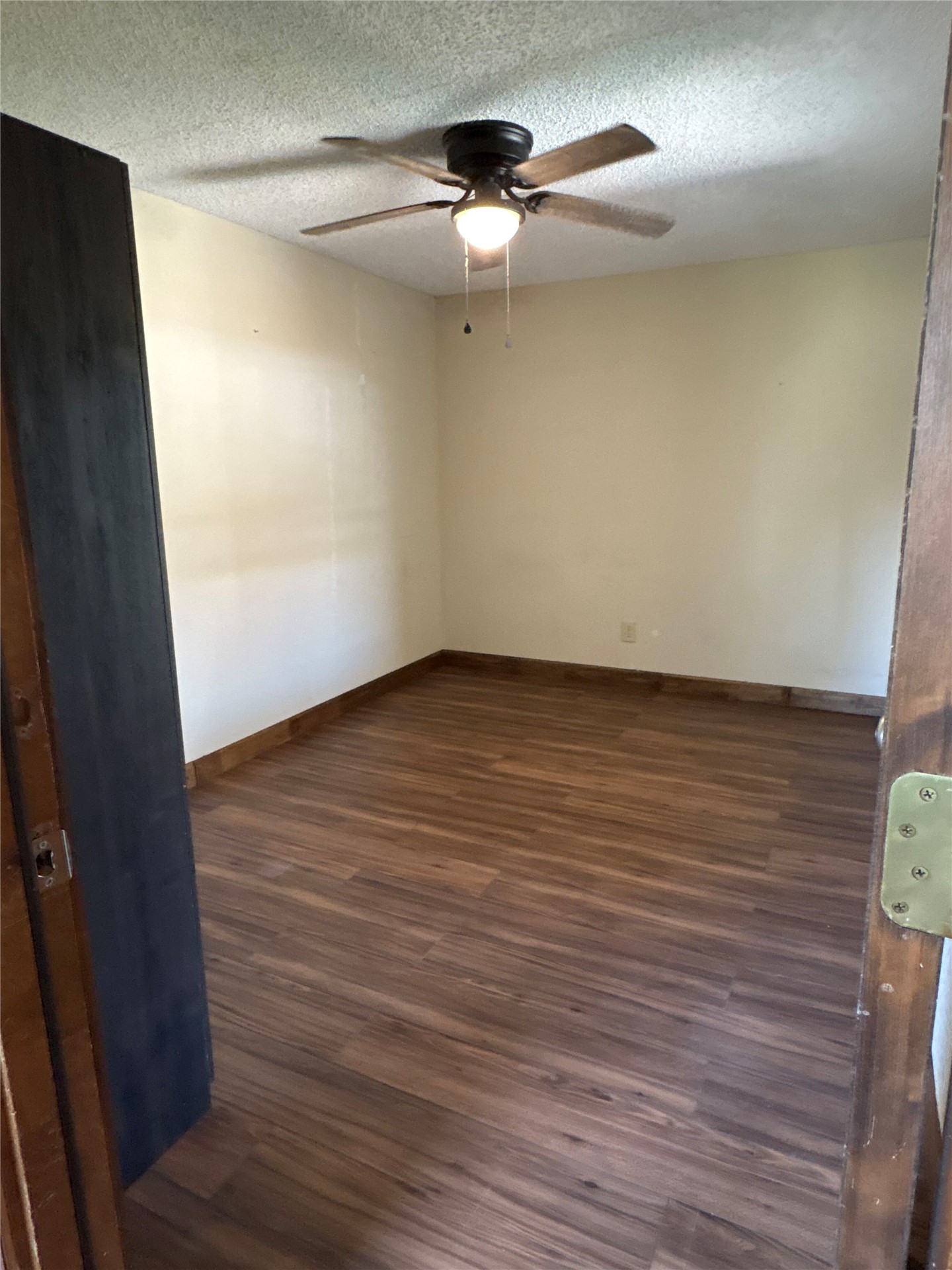 111 S Virginia Avenue Property Photo 9