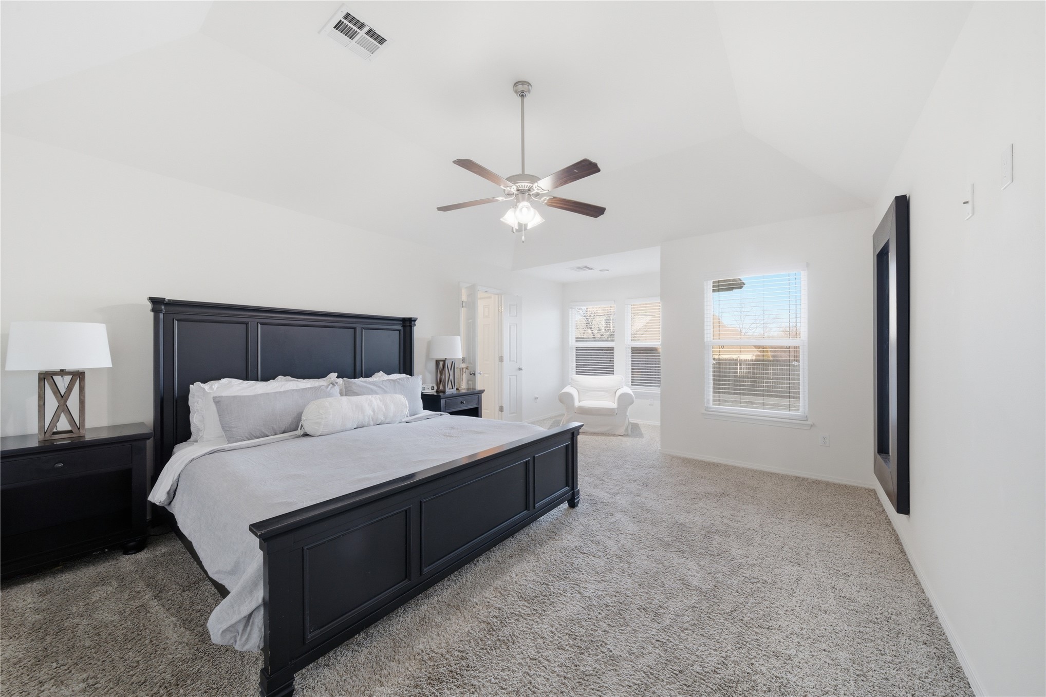 10917 S Sycamore Street Property Photo 10