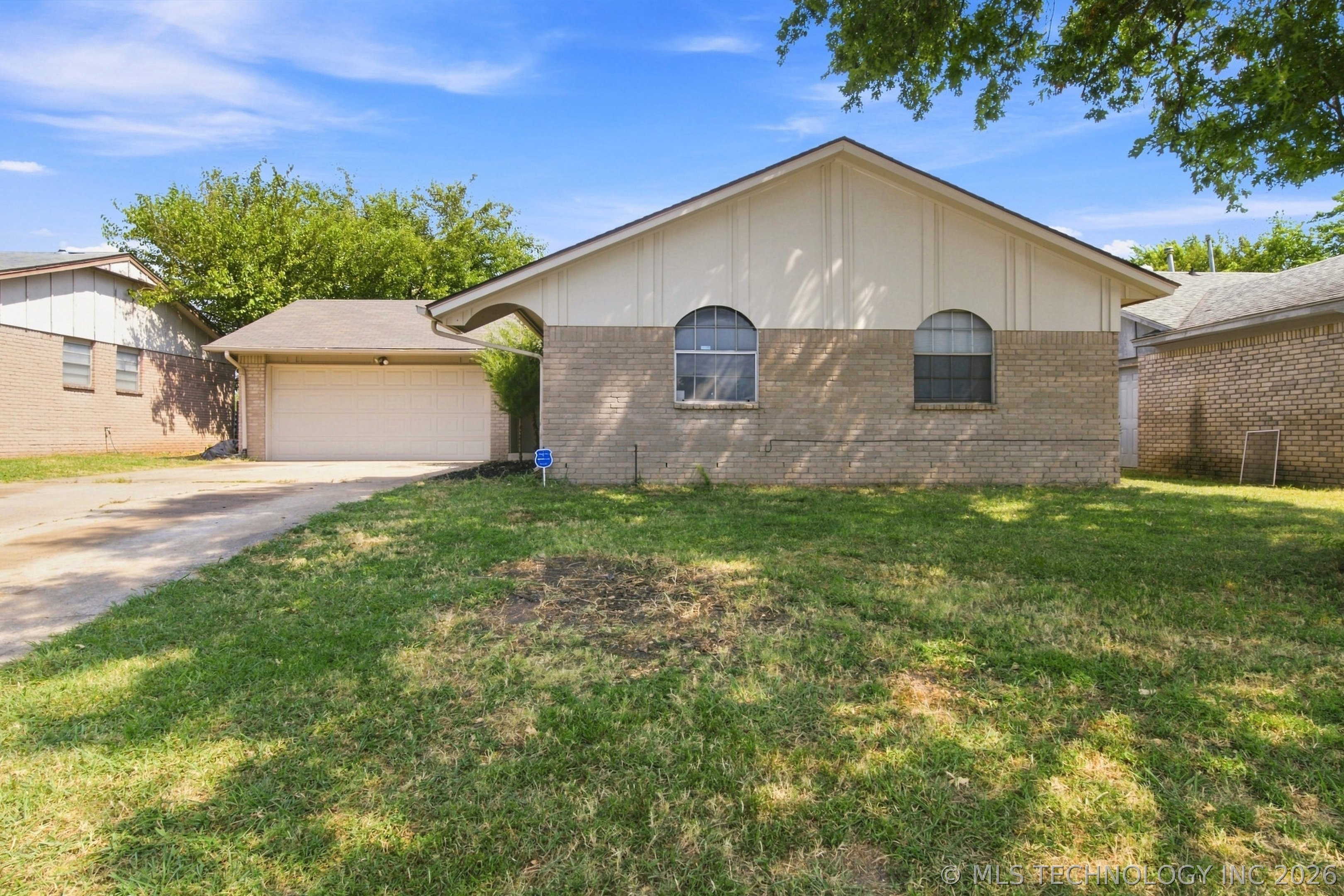 9021 E 56th Street Property Photo 1