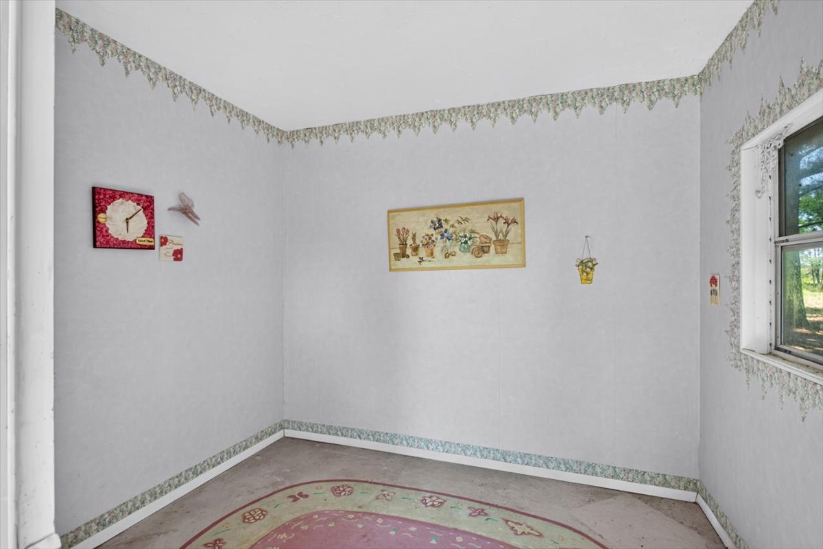 16607 Hwy 83 Property Photo 41