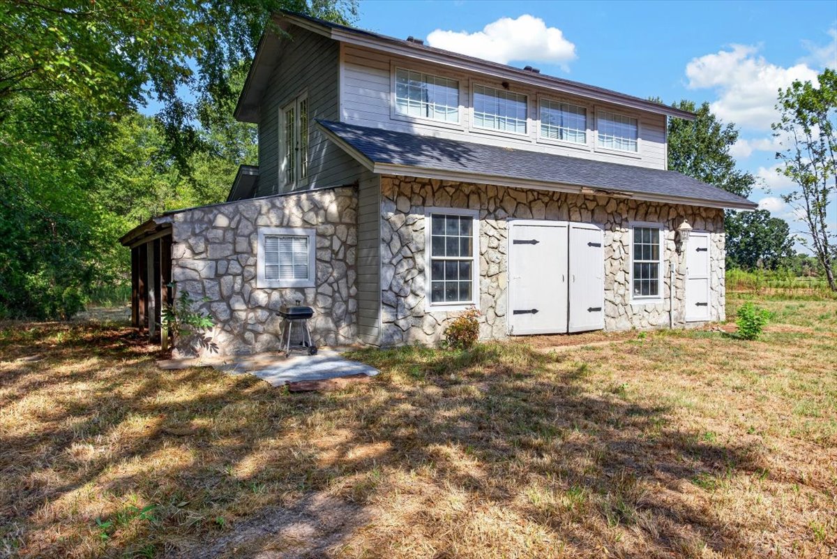 16607 Hwy 83 Property Photo 42