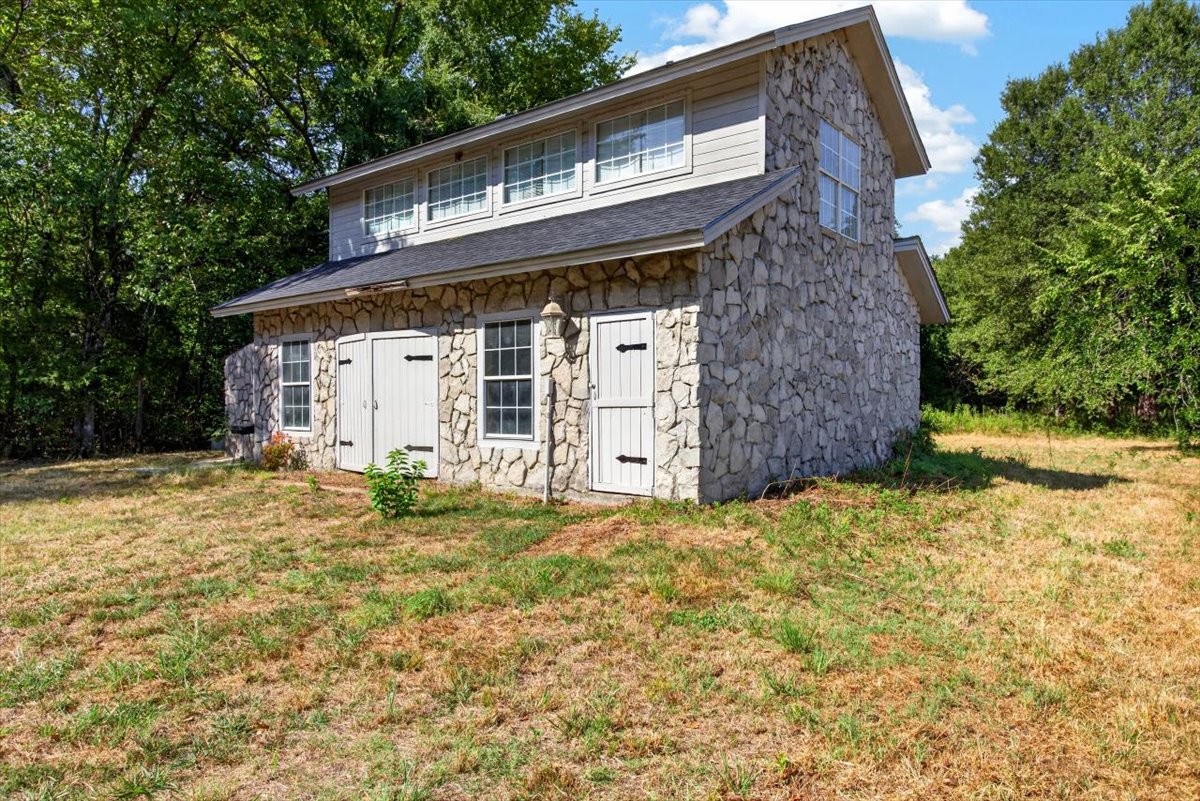 16607 Hwy 83 Property Photo 44