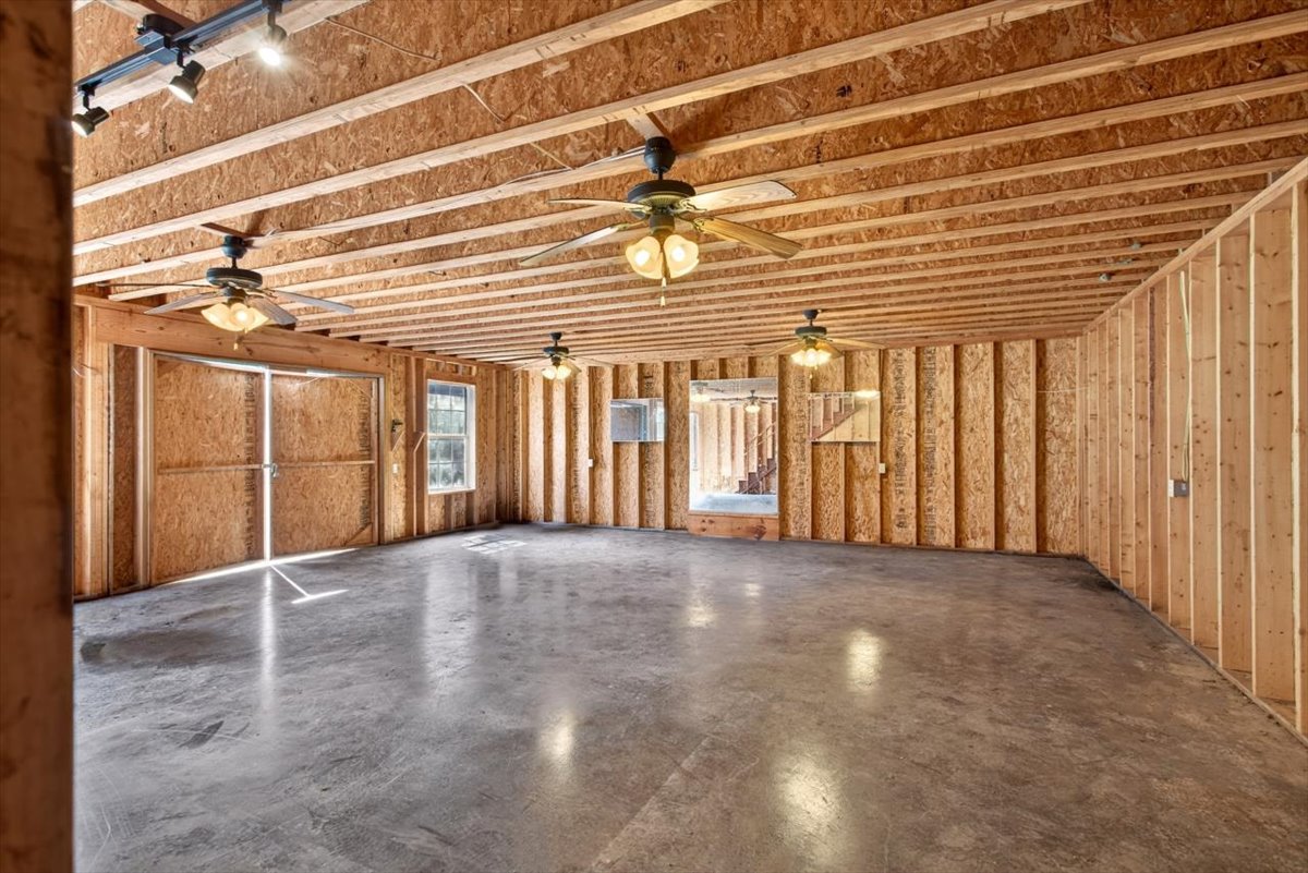 16607 Hwy 83 Property Photo 50