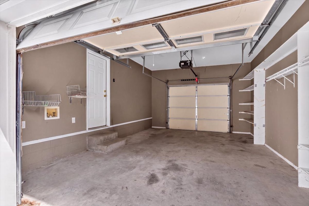 16607 Hwy 83 Property Photo 57
