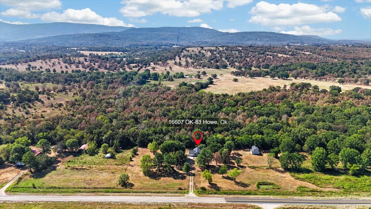 16607 Hwy 83 Property Photo 76