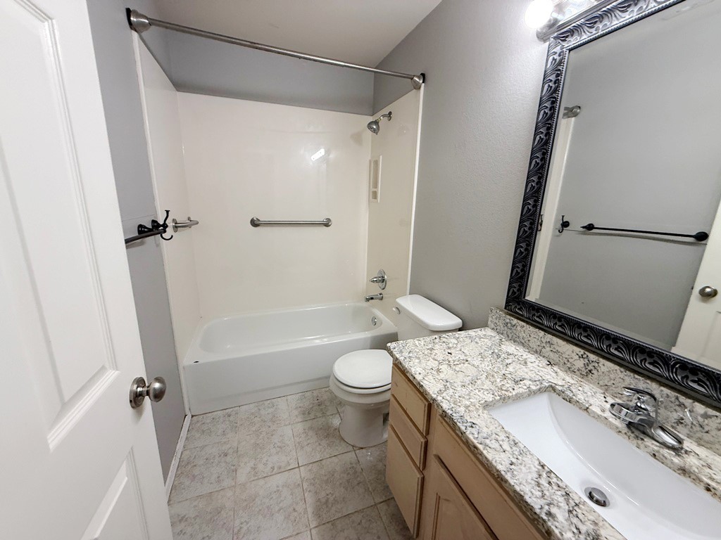 10402 N 114th East Avenue Property Photo 6