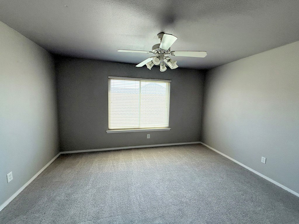 10402 N 114th East Avenue Property Photo 24