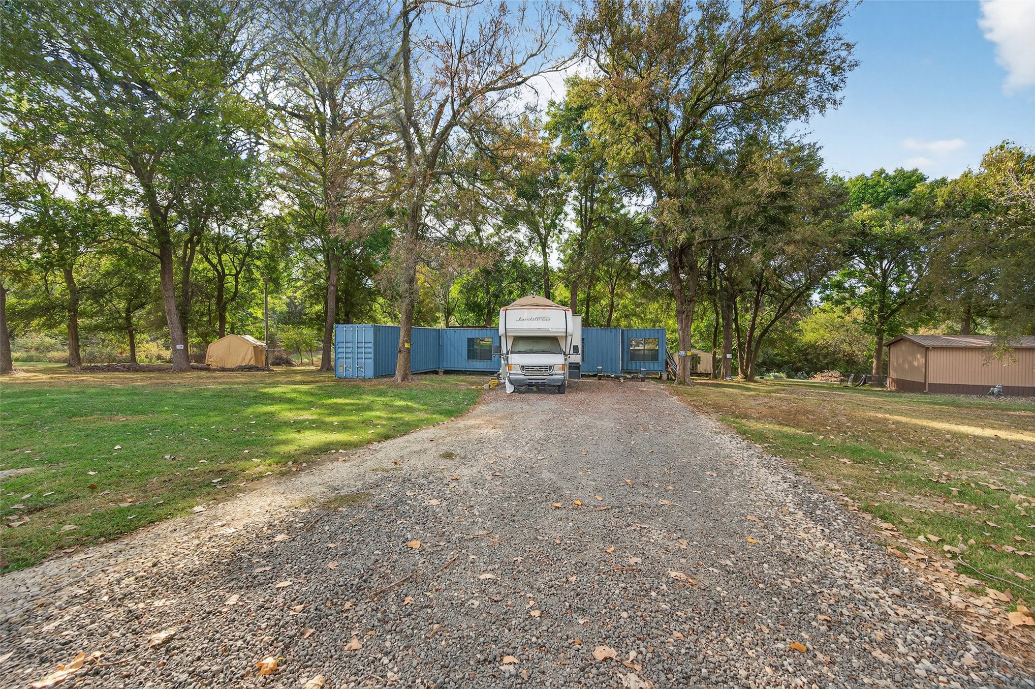 45 W Sophia Property Photo 24
