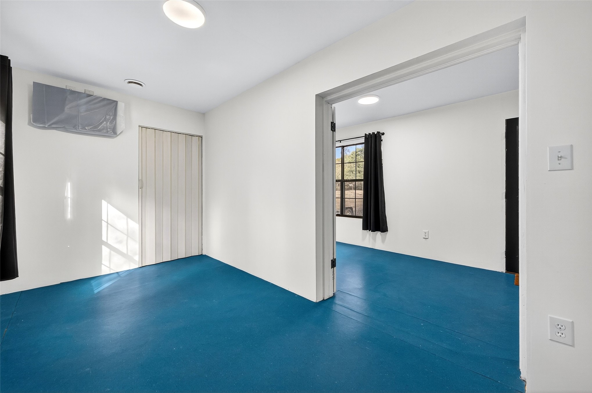45 W Sophia Property Photo 26