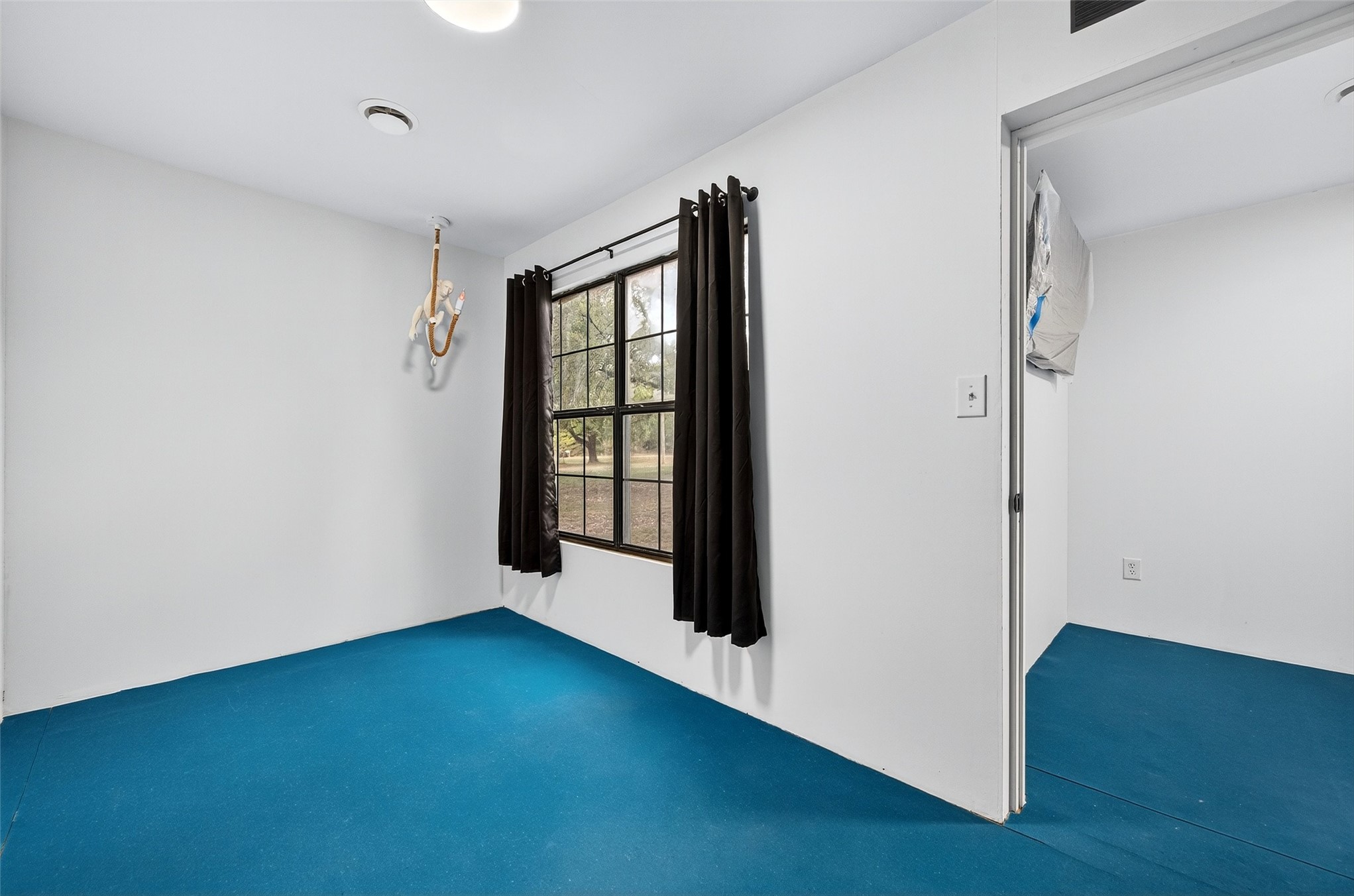 45 W Sophia Property Photo 31