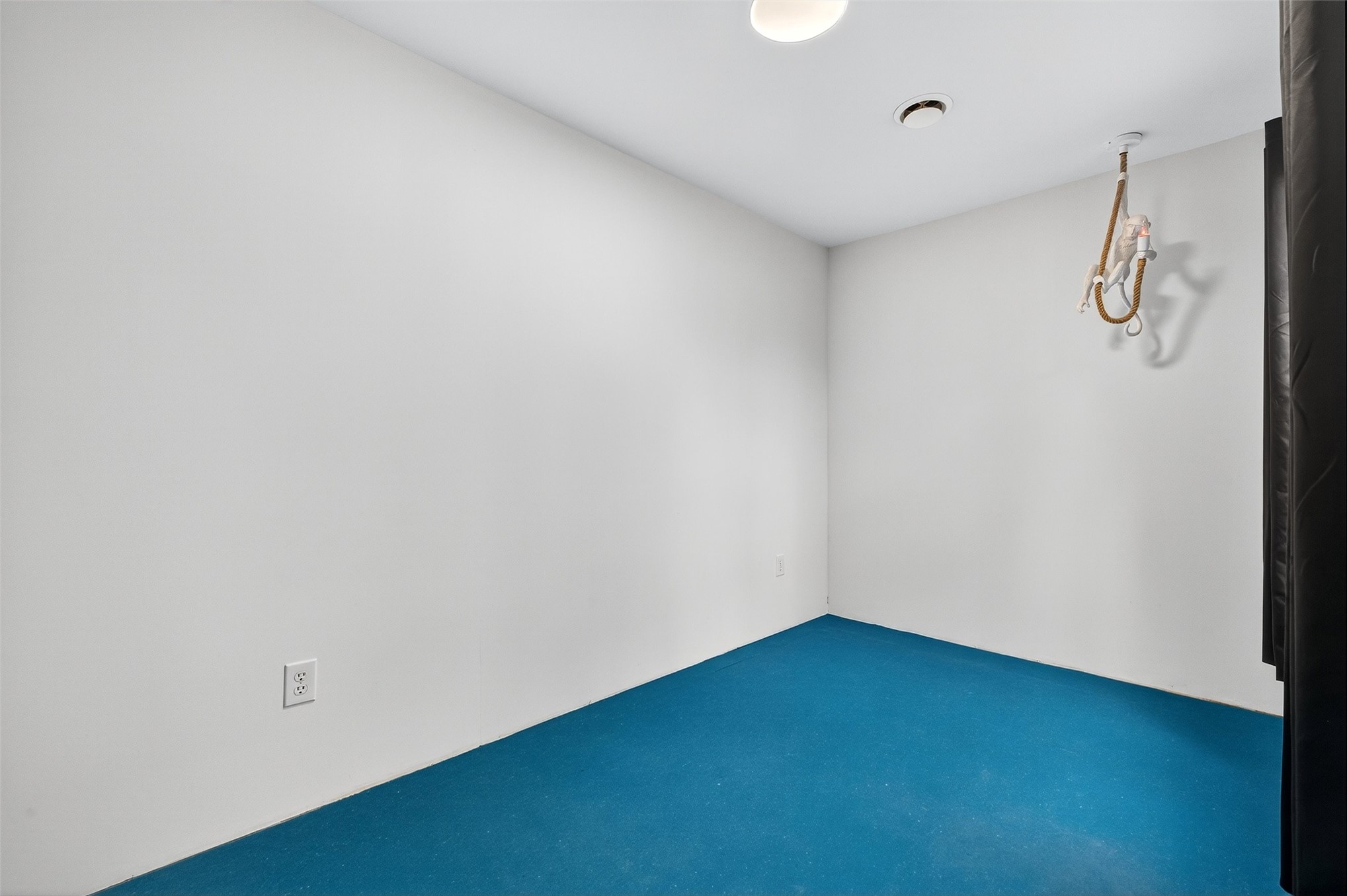 45 W Sophia Property Photo 32