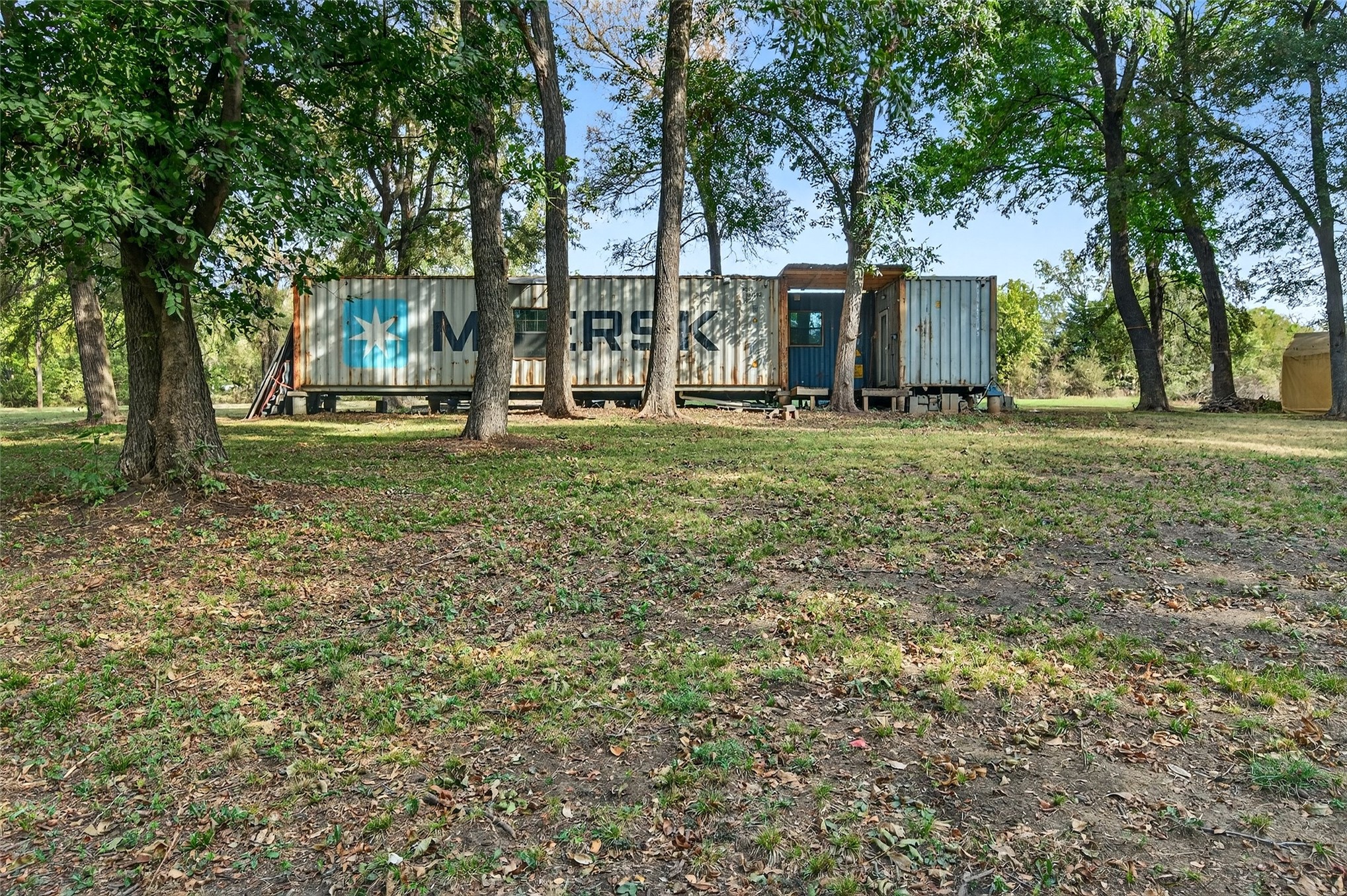 45 W Sophia Property Photo 41