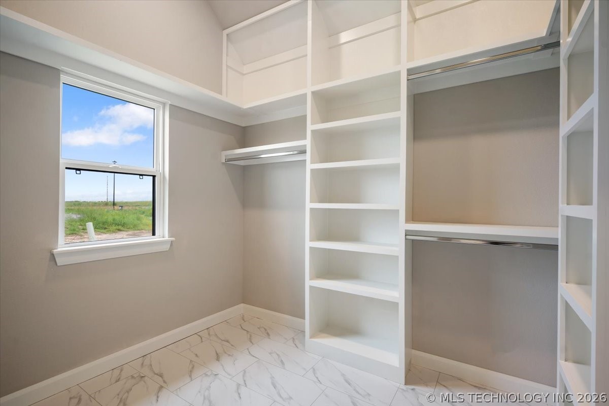 5294 Blackhawk Place Property Photo 10