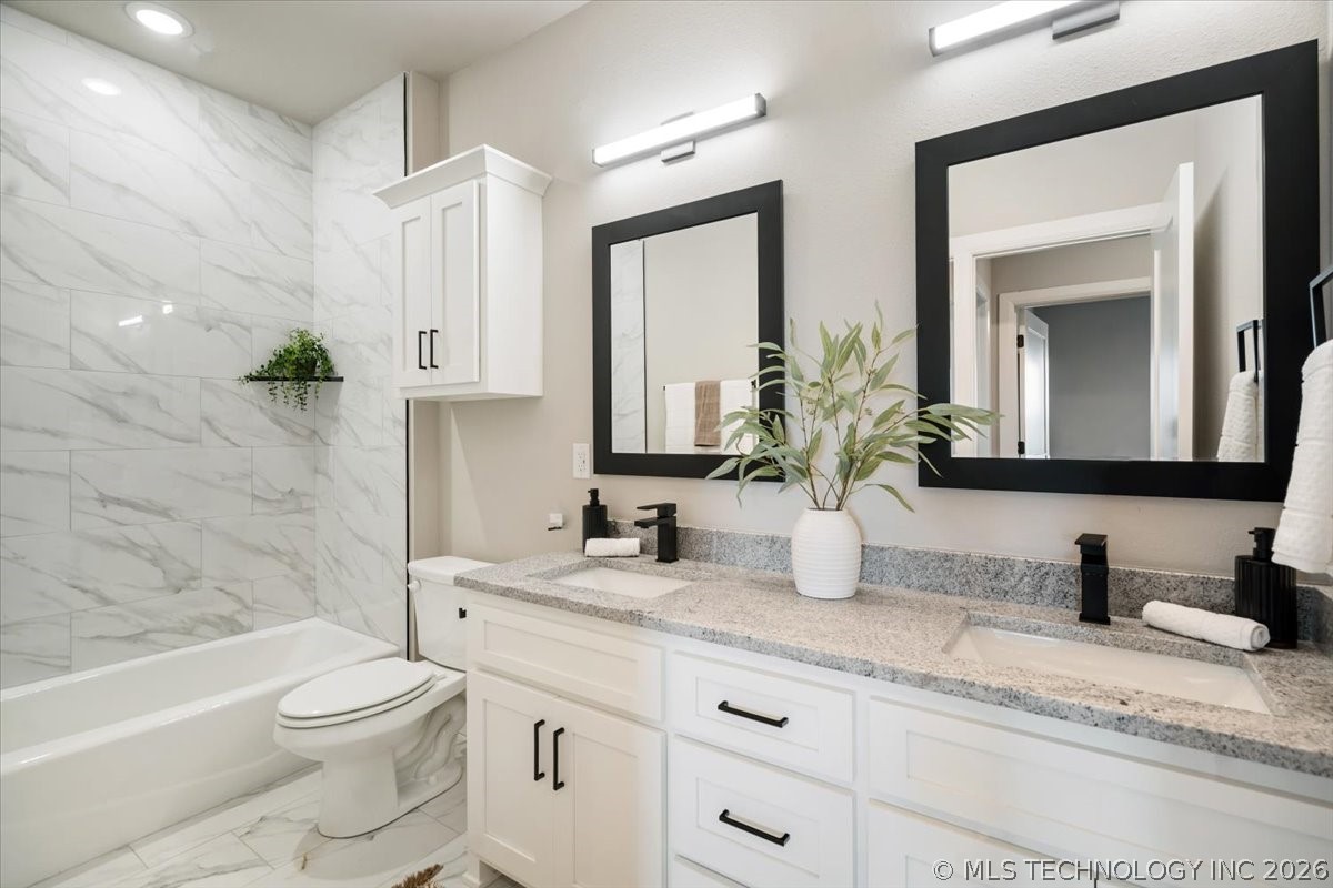 5294 Blackhawk Place Property Photo 12