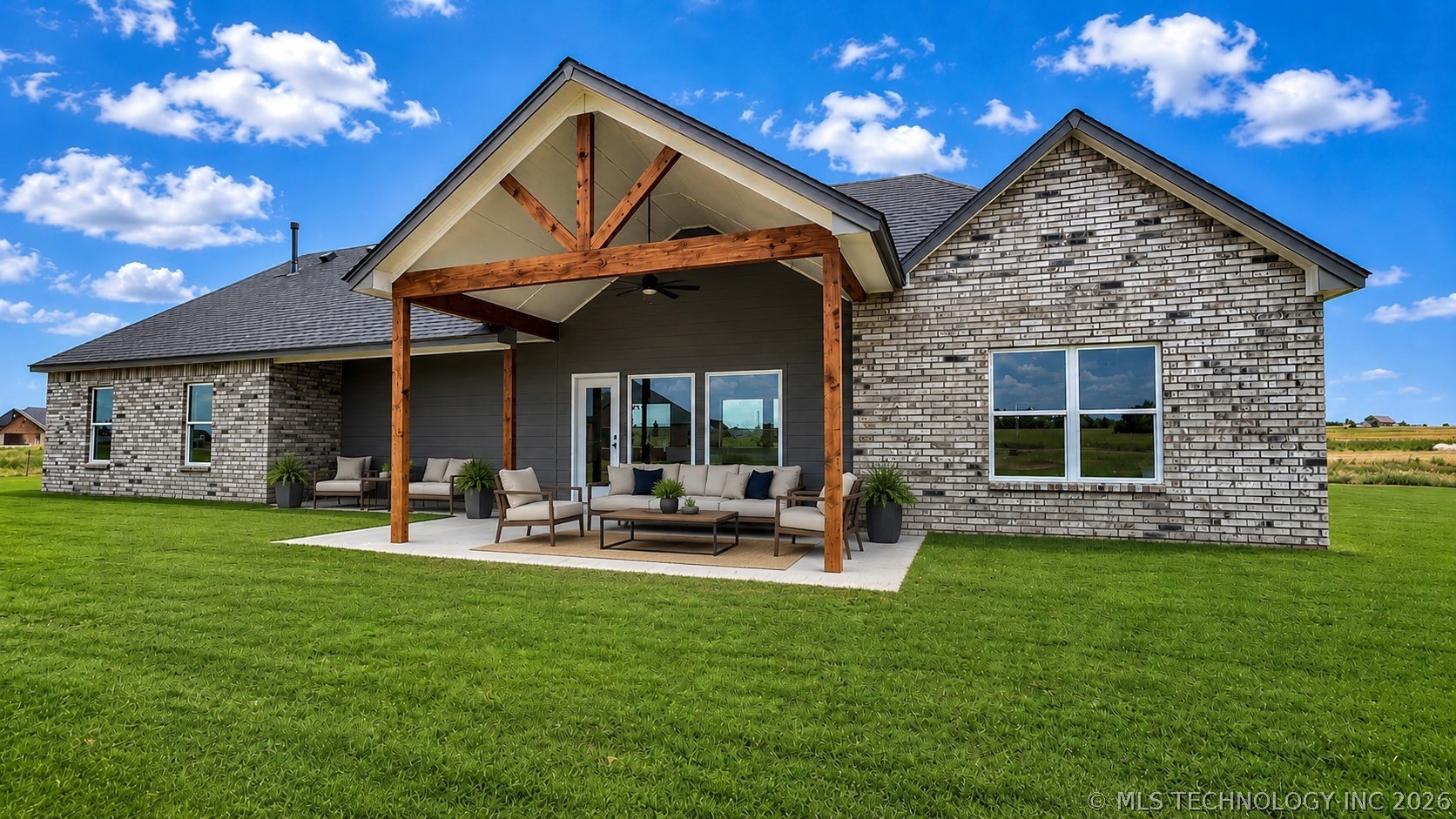 5294 Blackhawk Place Property Photo 15