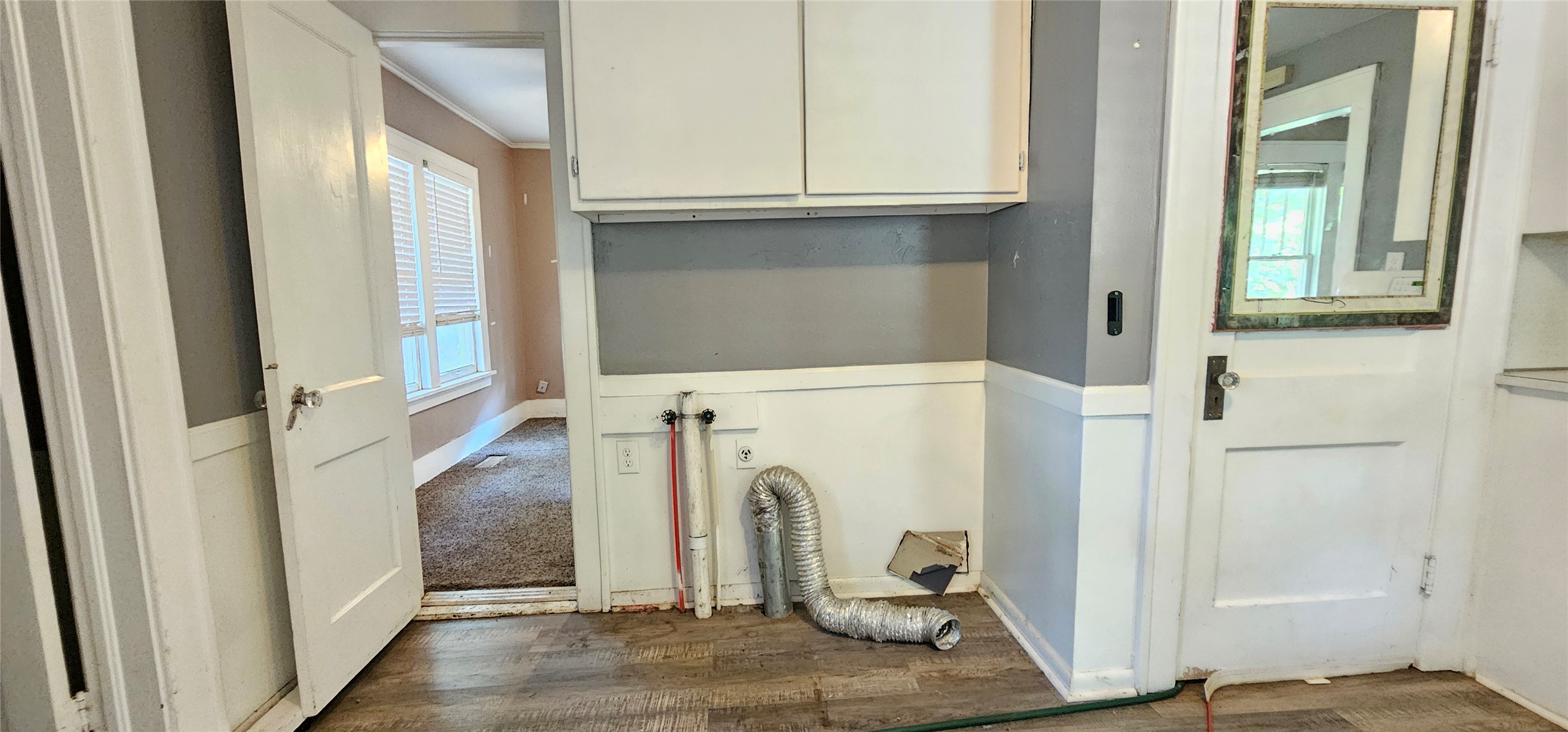1135 S Quaker Avenue Property Photo 15