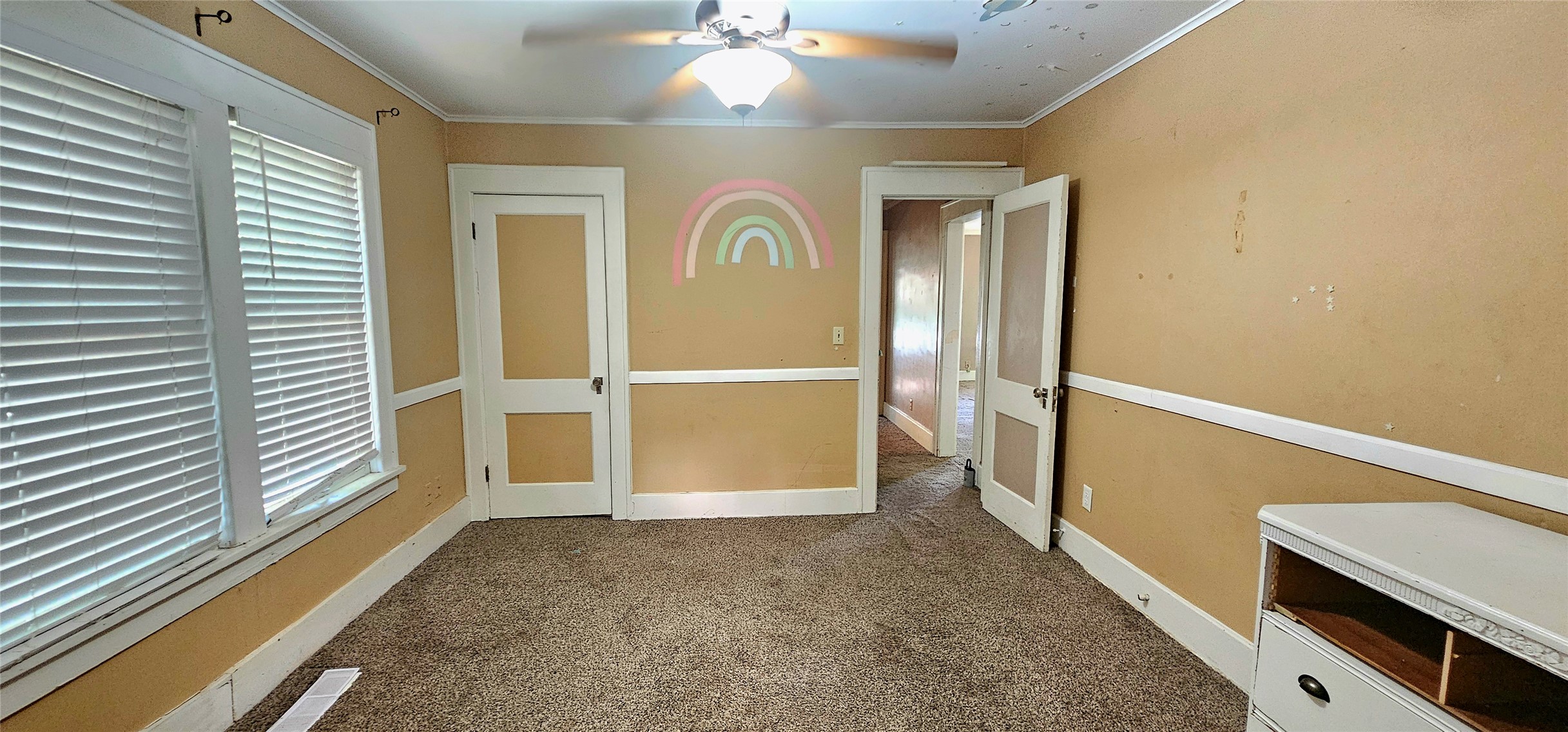 1135 S Quaker Avenue Property Photo 20