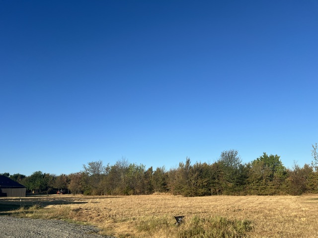235 Michael Avenue Property Photo 2