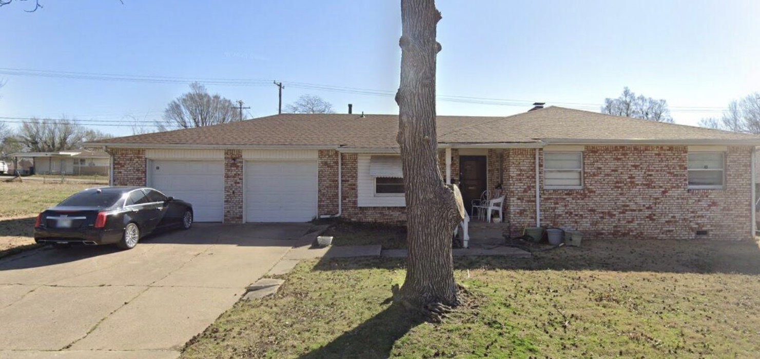 1137 N Union Place Property Photo 1