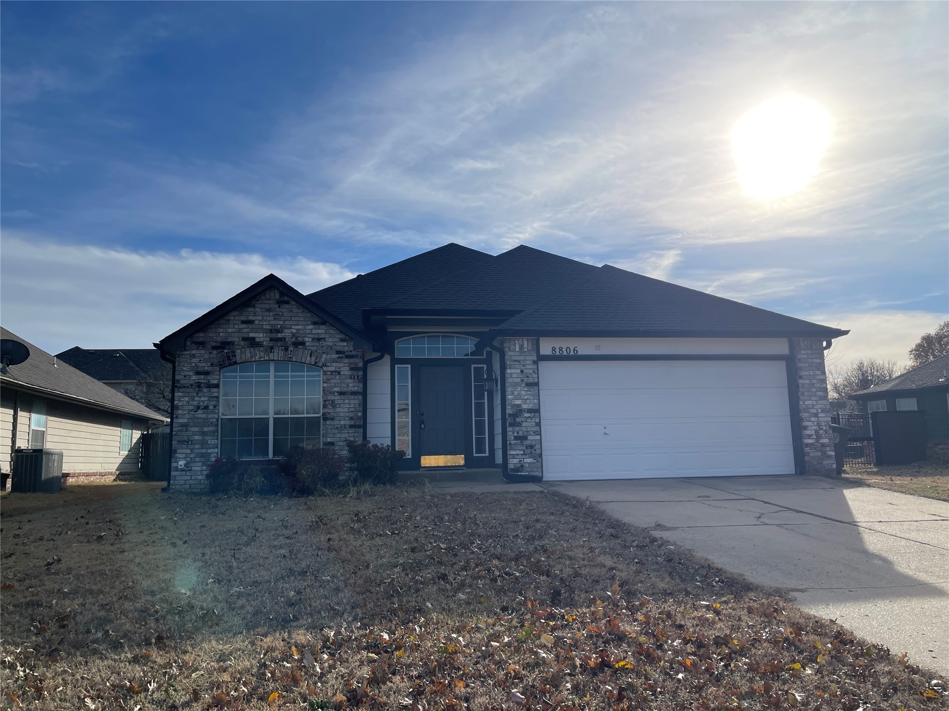8806 E 93rd Street Property Photo 1