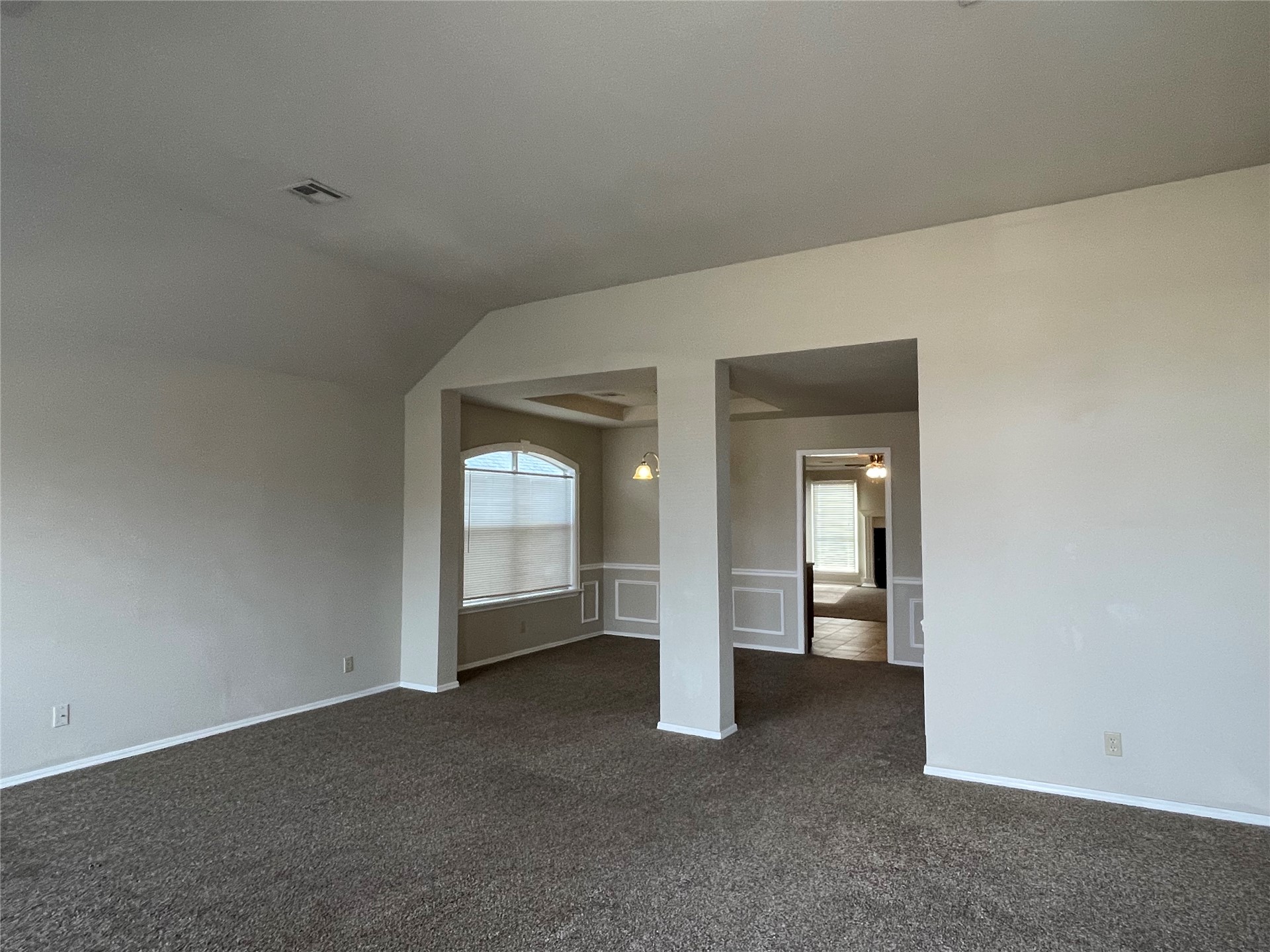 8806 E 93rd Street Property Photo 6
