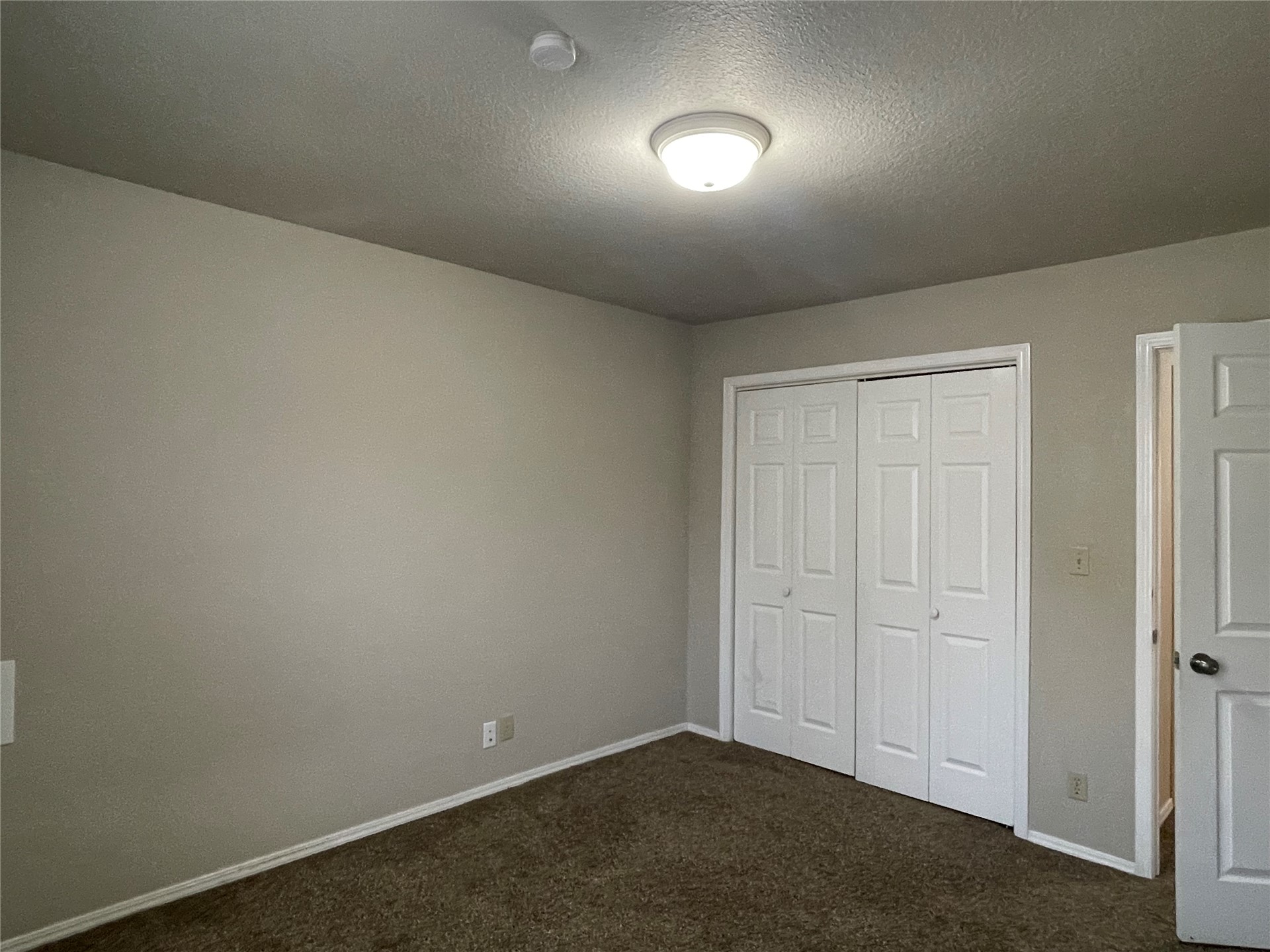 8806 E 93rd Street Property Photo 20