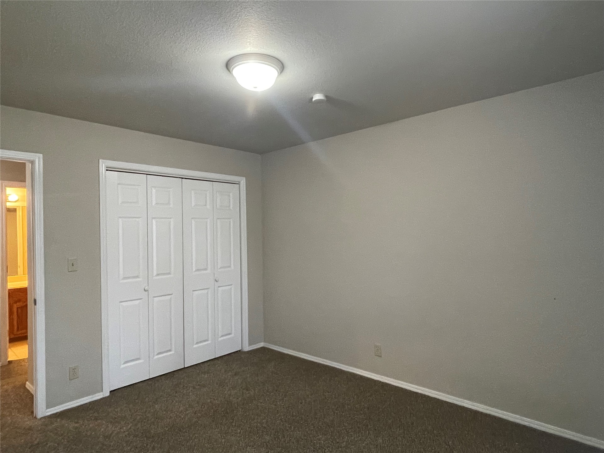 8806 E 93rd Street Property Photo 21