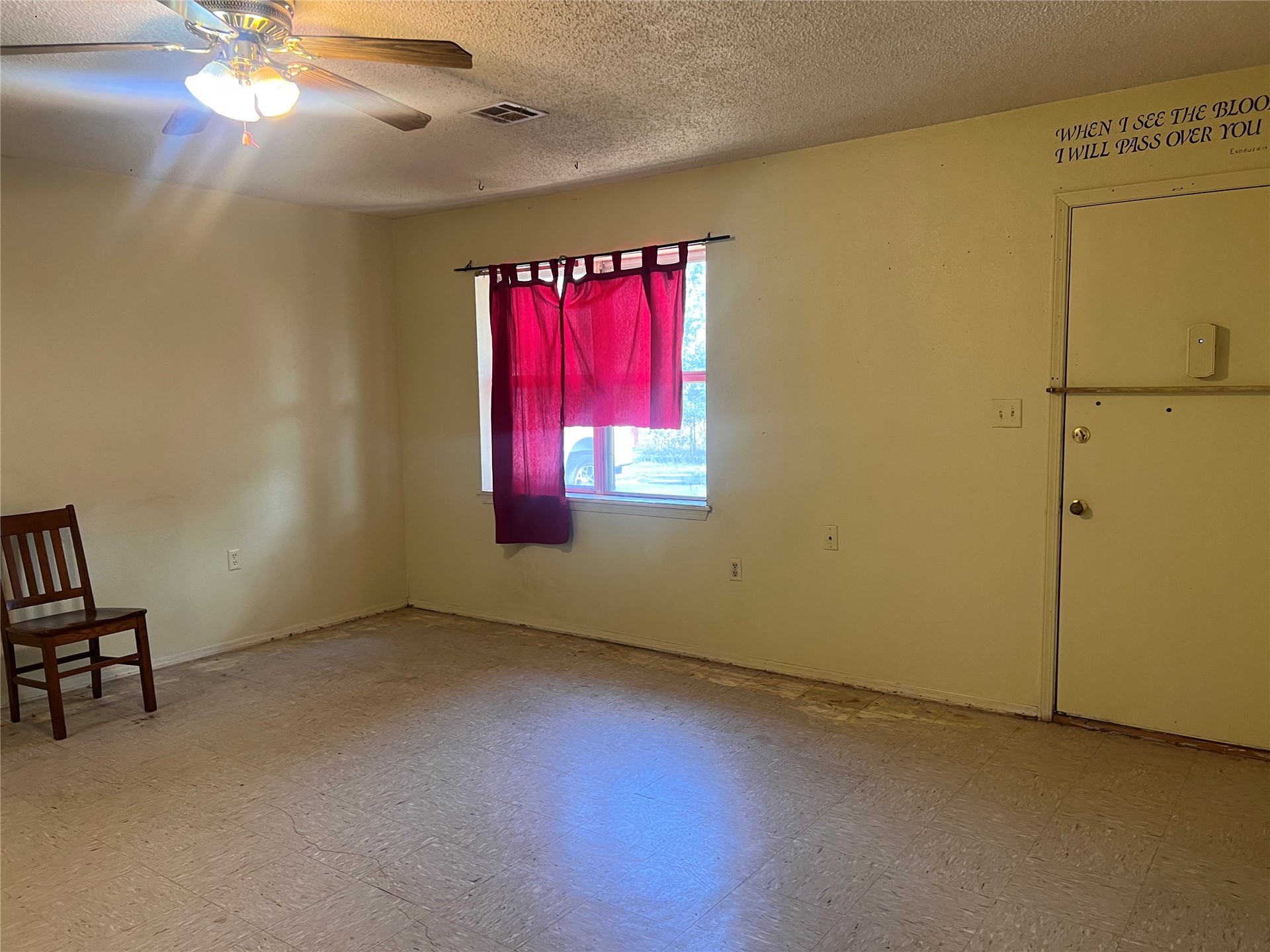 305 Bois D'arc Avenue Property Photo 8