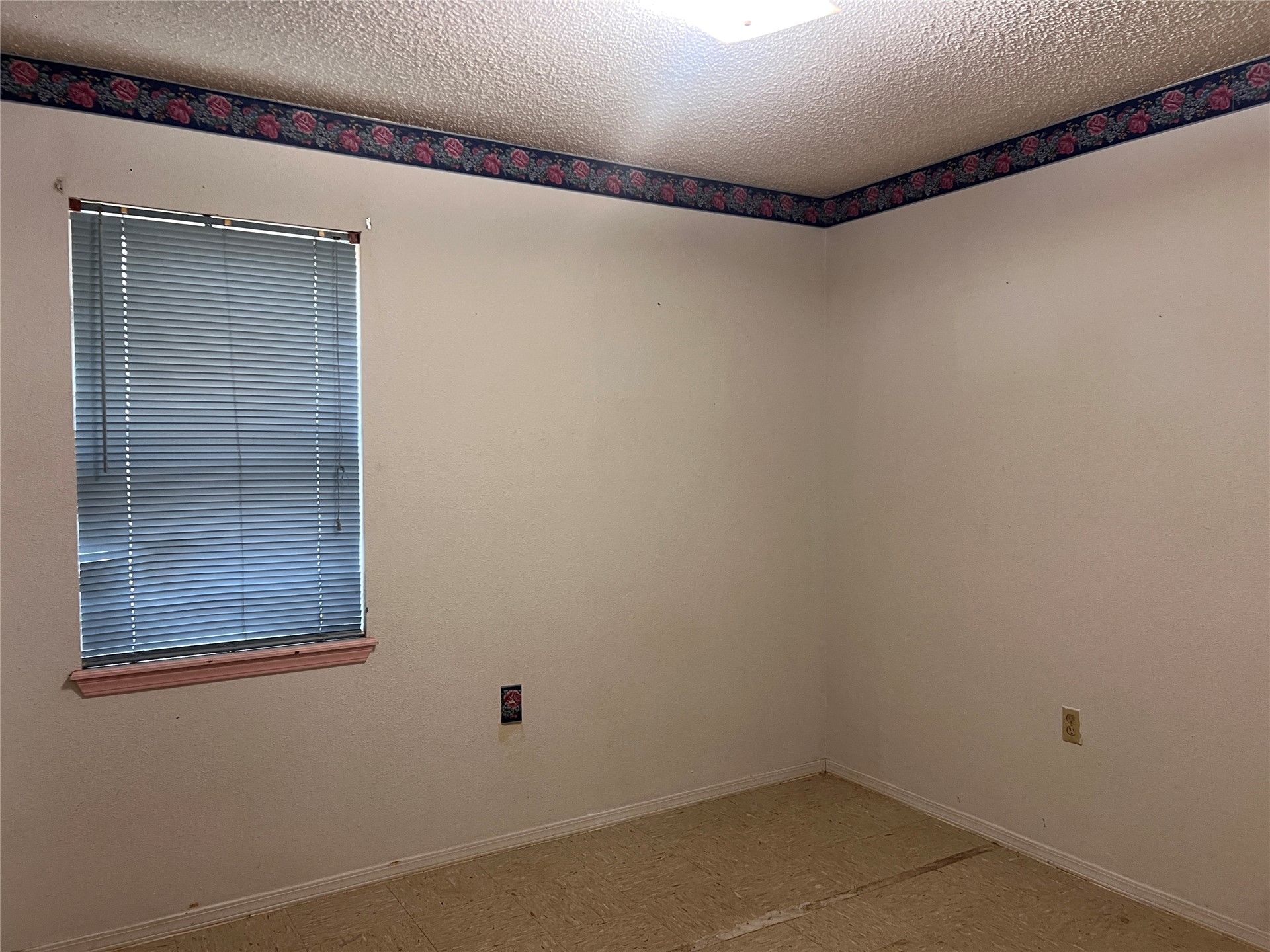 305 Bois D'arc Avenue Property Photo 11