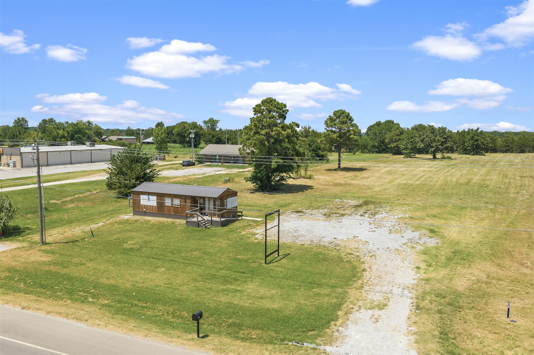 4998 State Highway 199 Property Photo 3