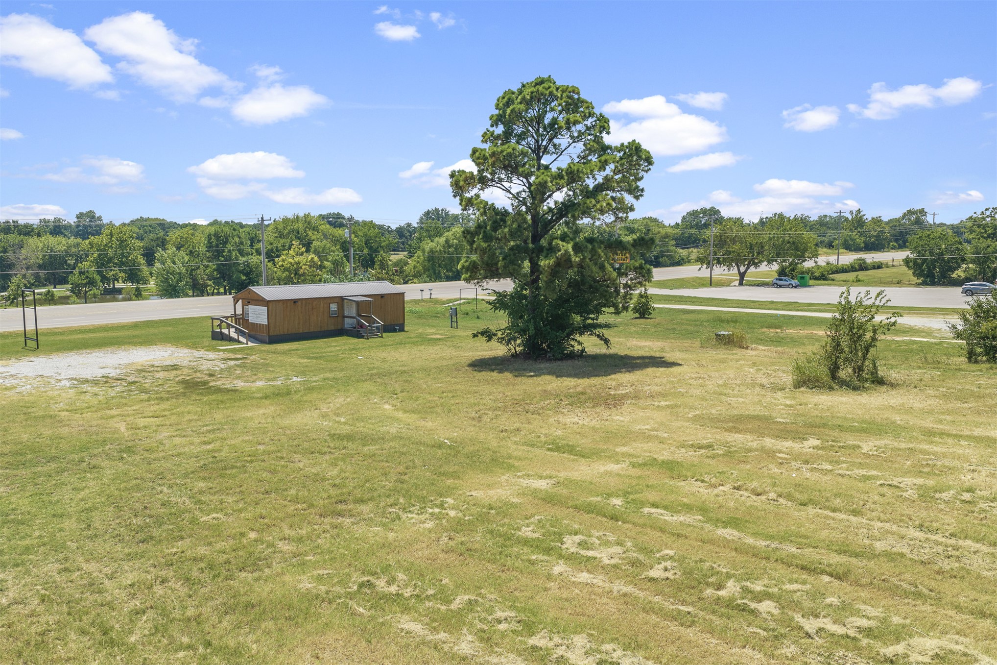 4998 State Highway 199 Property Photo 5