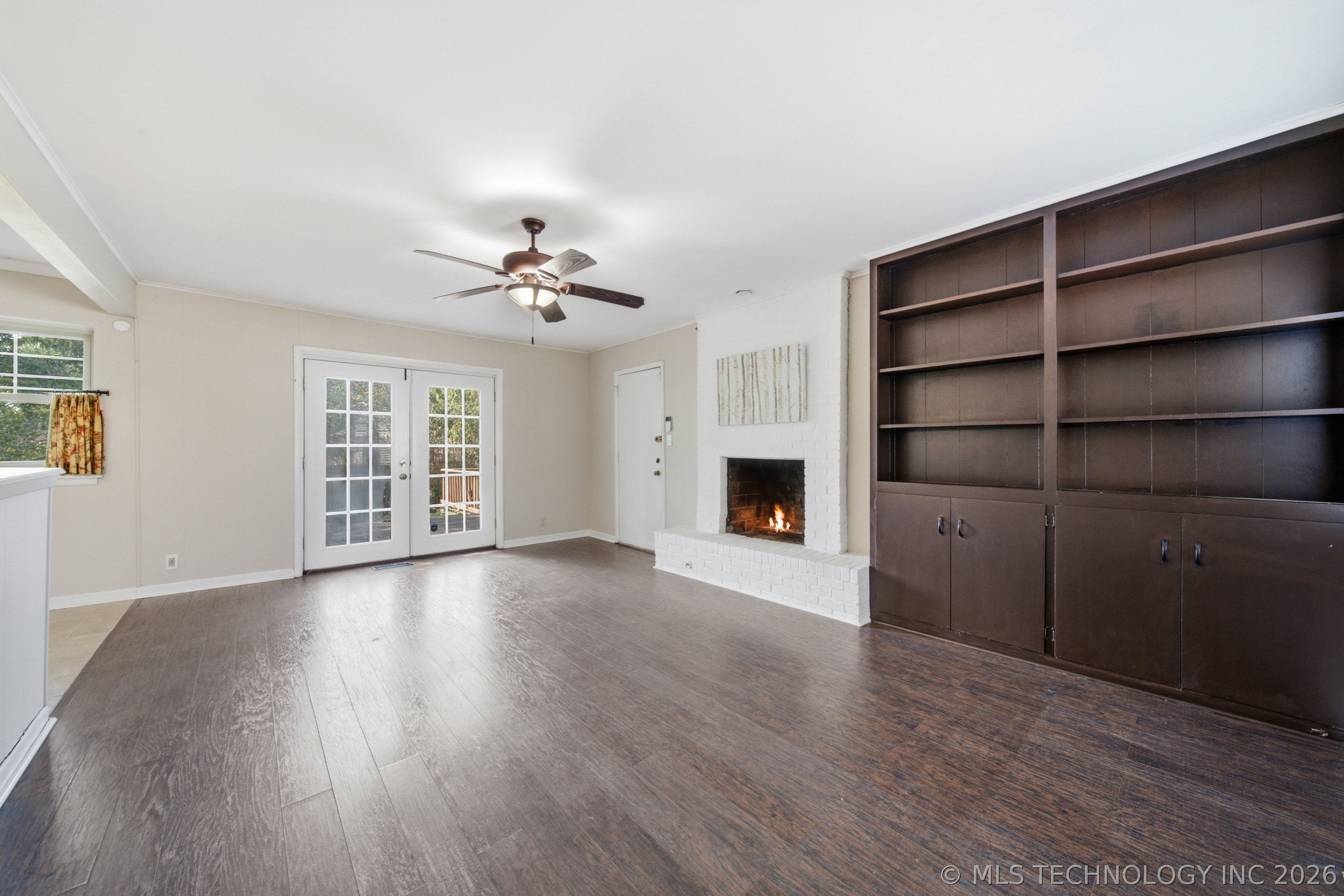 5710 E 44th Street Property Photo 6