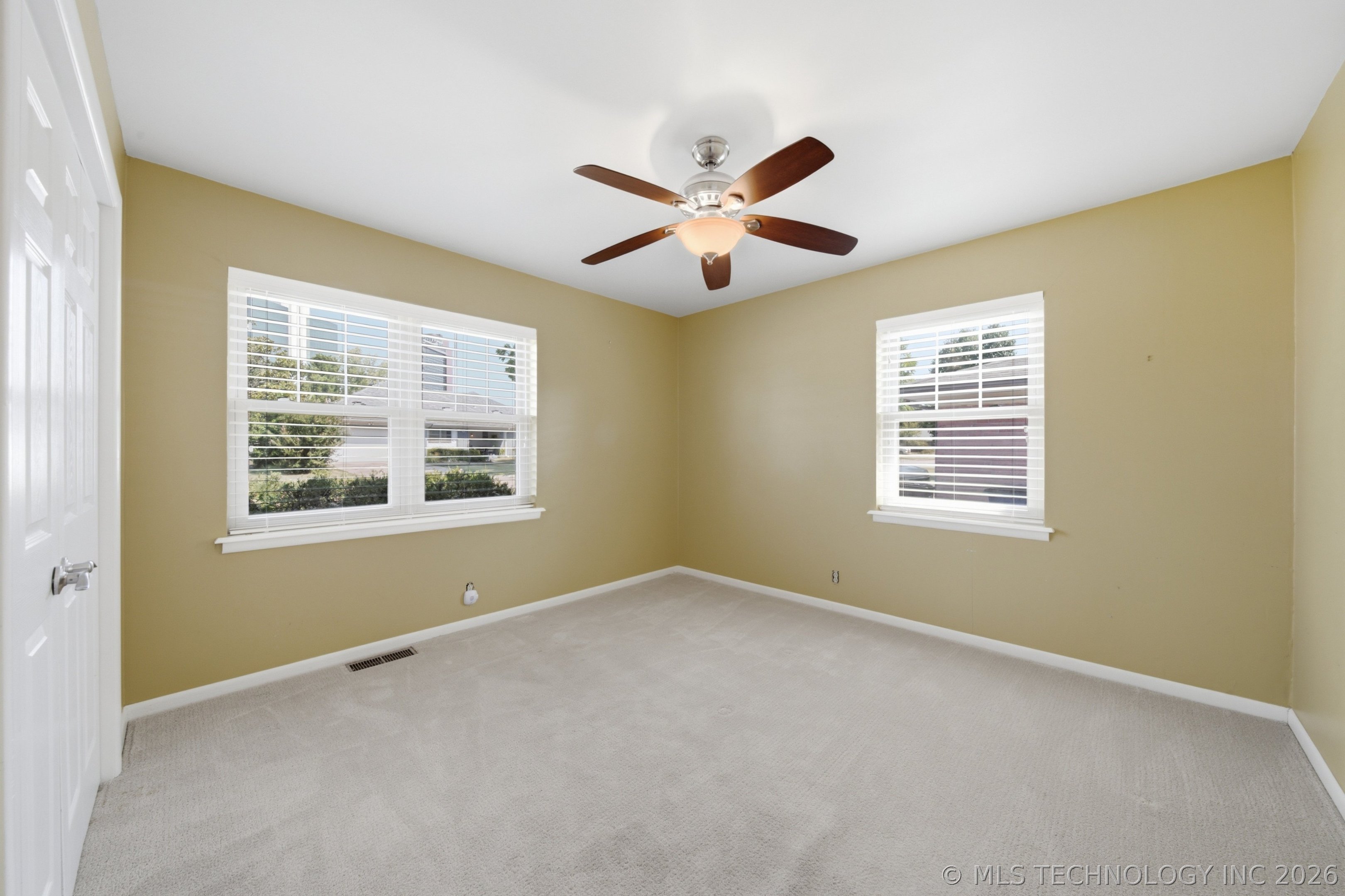 5710 E 44th Street Property Photo 22