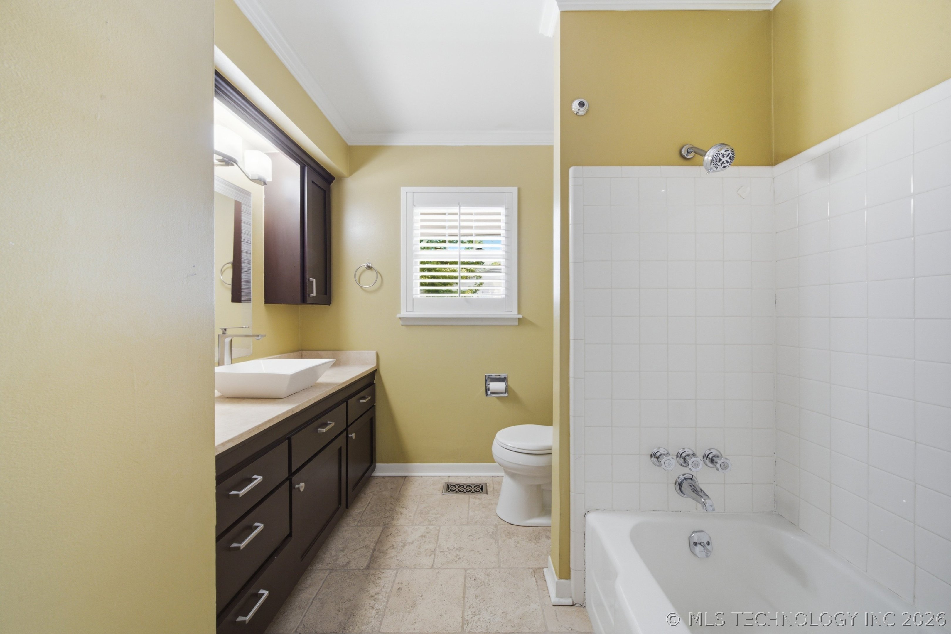 5710 E 44th Street Property Photo 23
