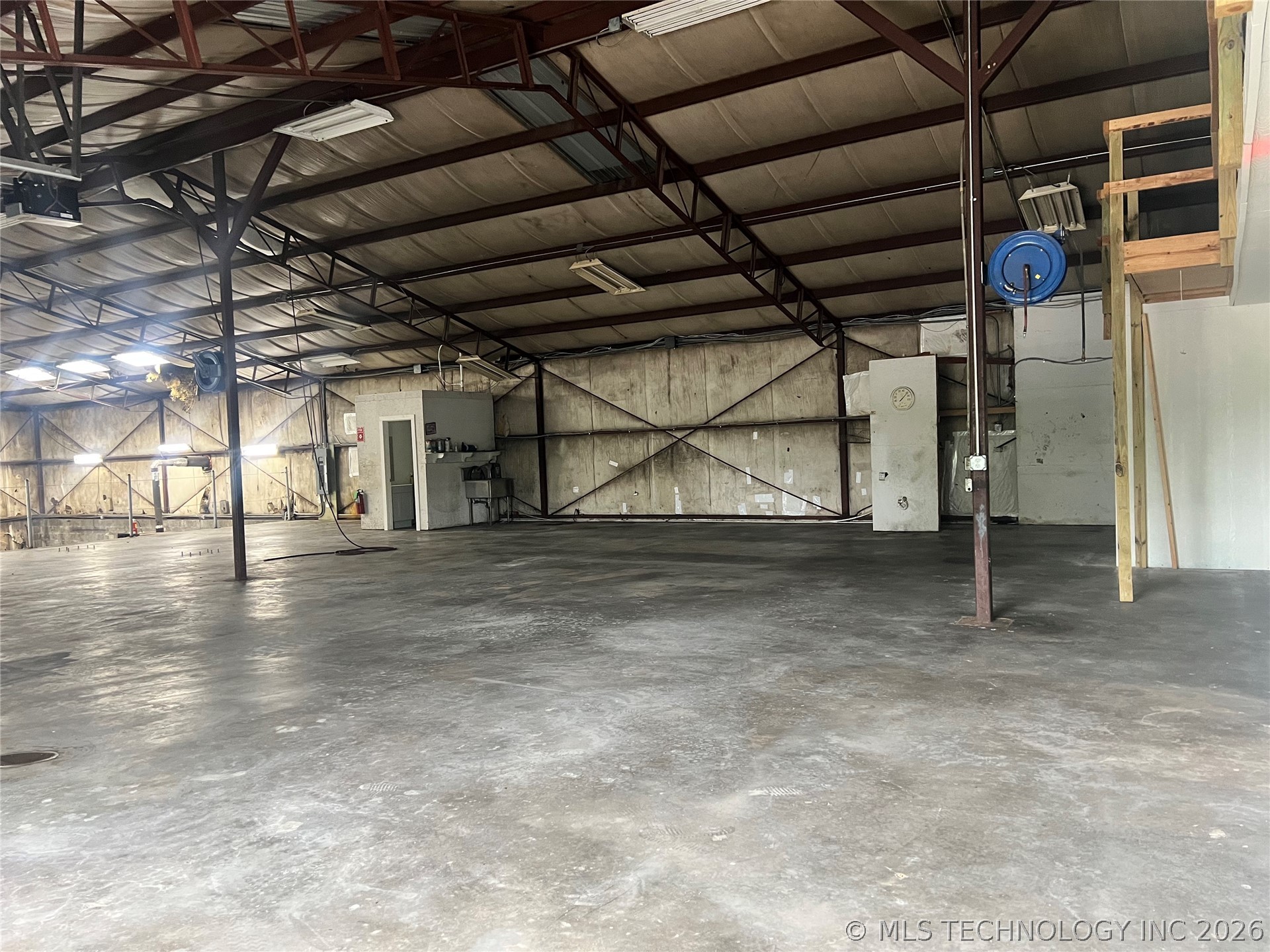 3637 State Highway 51b Highway Property Photo 4