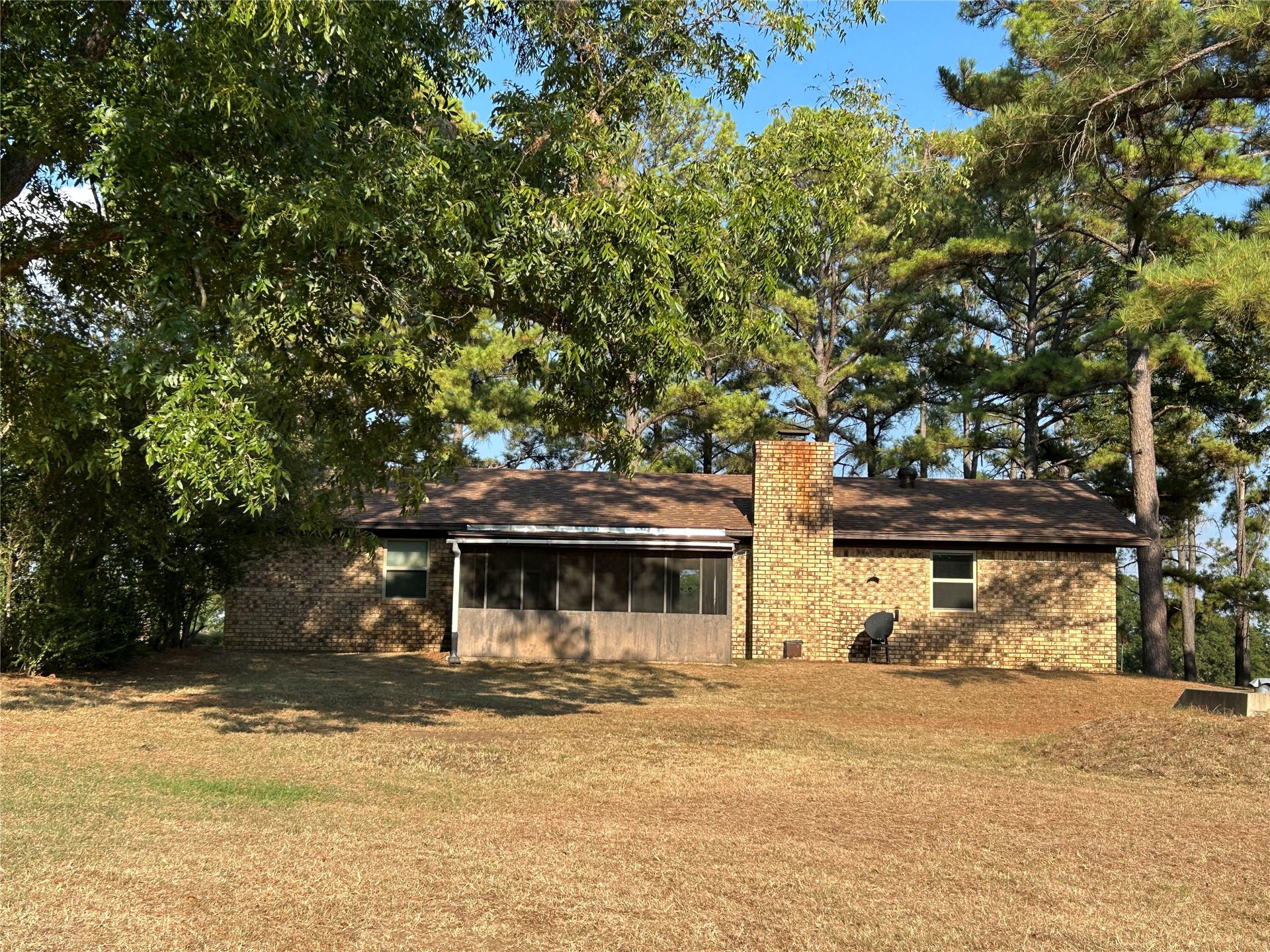 859 Bryan Road Property Photo 3