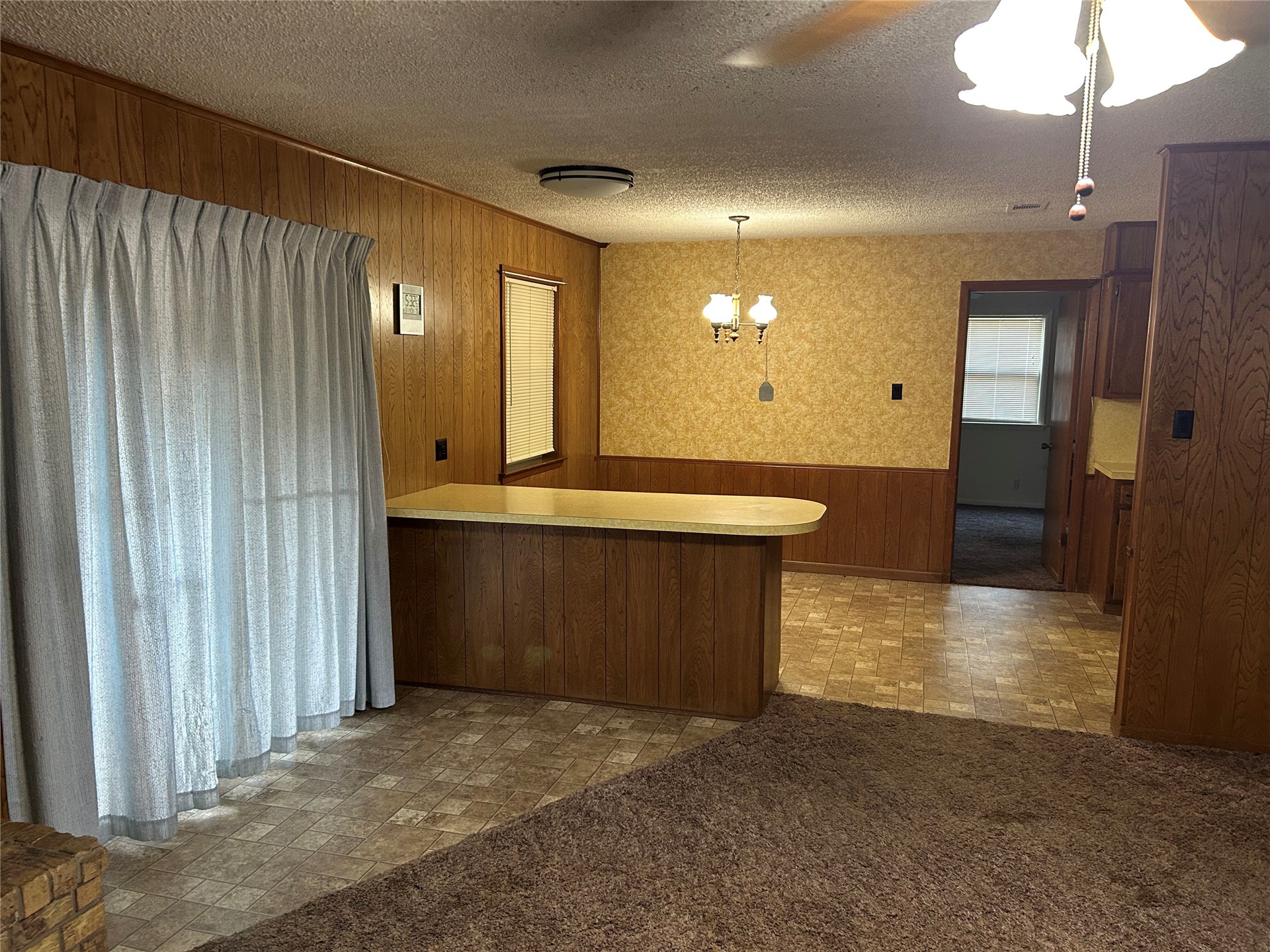 859 Bryan Road Property Photo 12