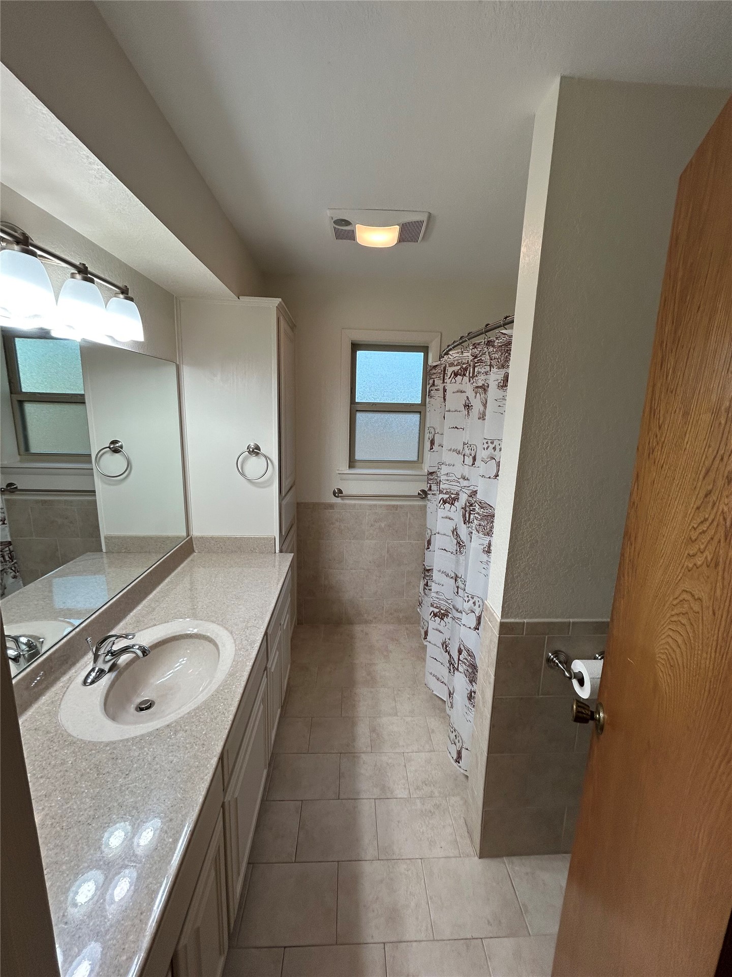 859 Bryan Road Property Photo 22