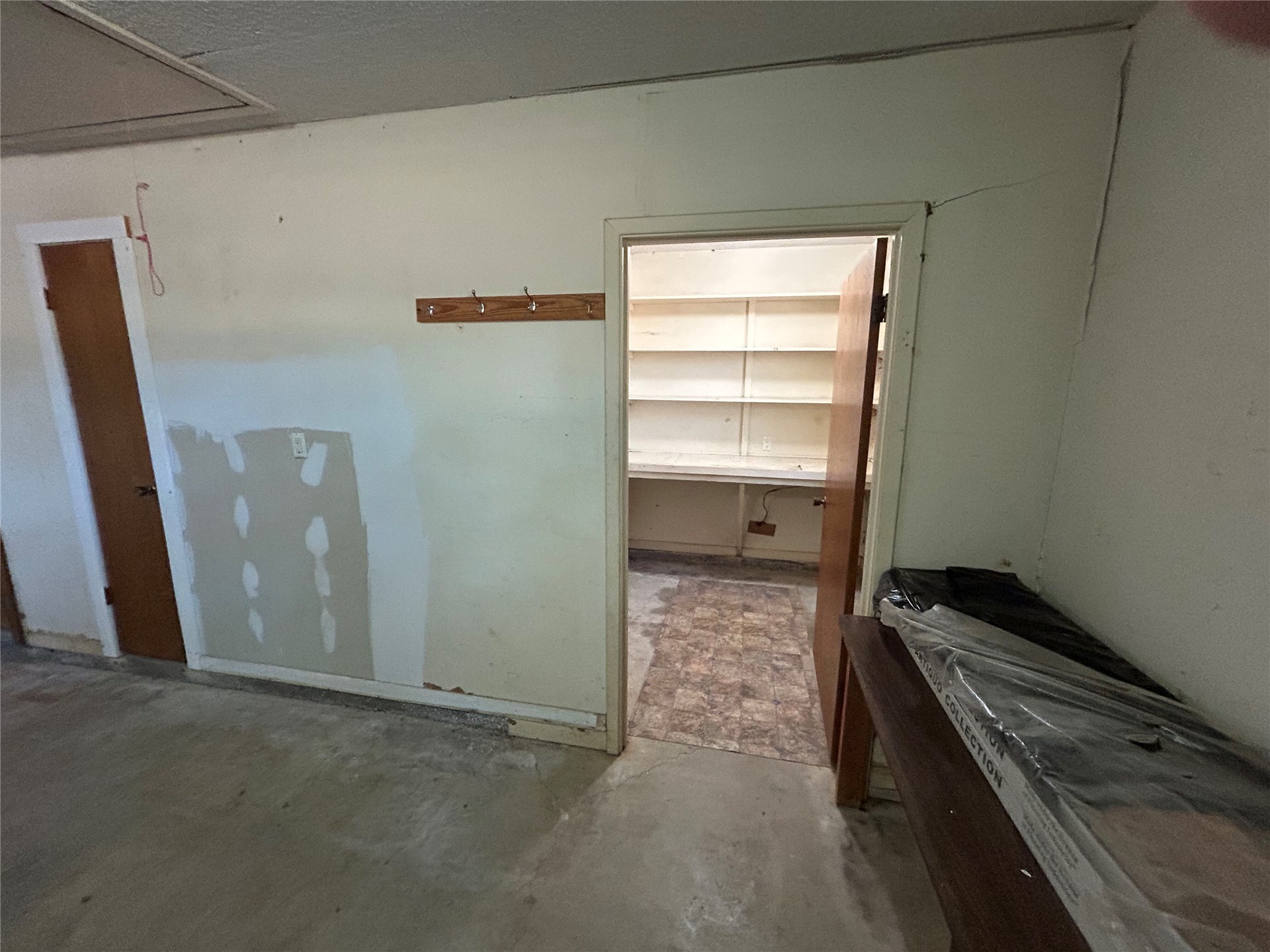 859 Bryan Road Property Photo 31