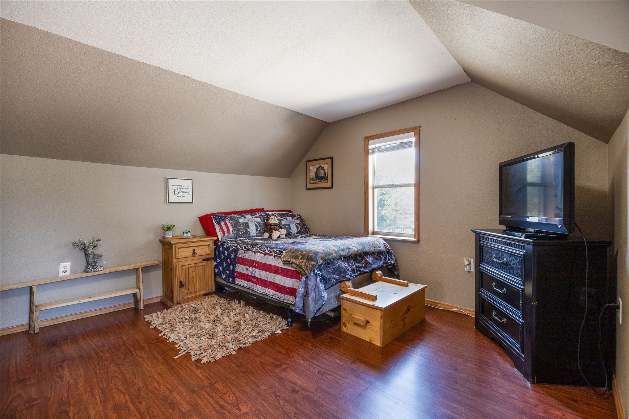 410485 E 1910 Road Property Photo 25