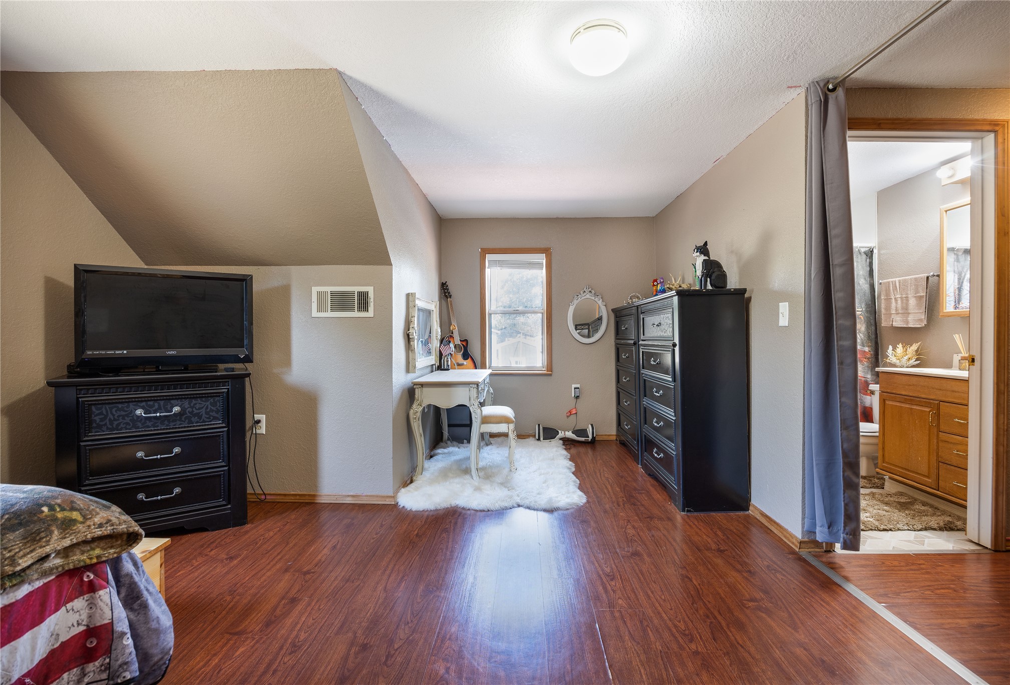 410485 E 1910 Road Property Photo 26